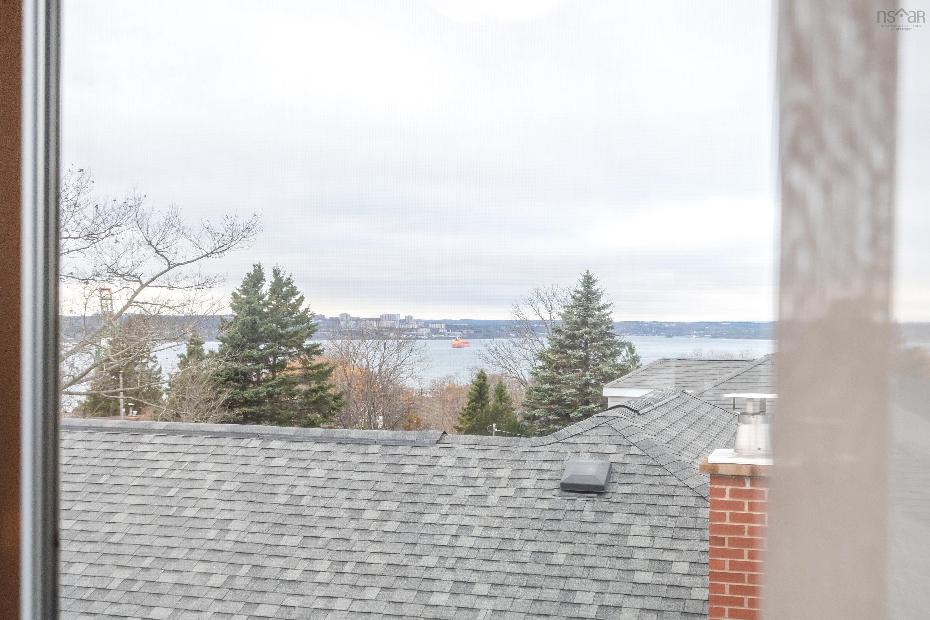 $559,900.00: 3764 High Street, Halifax