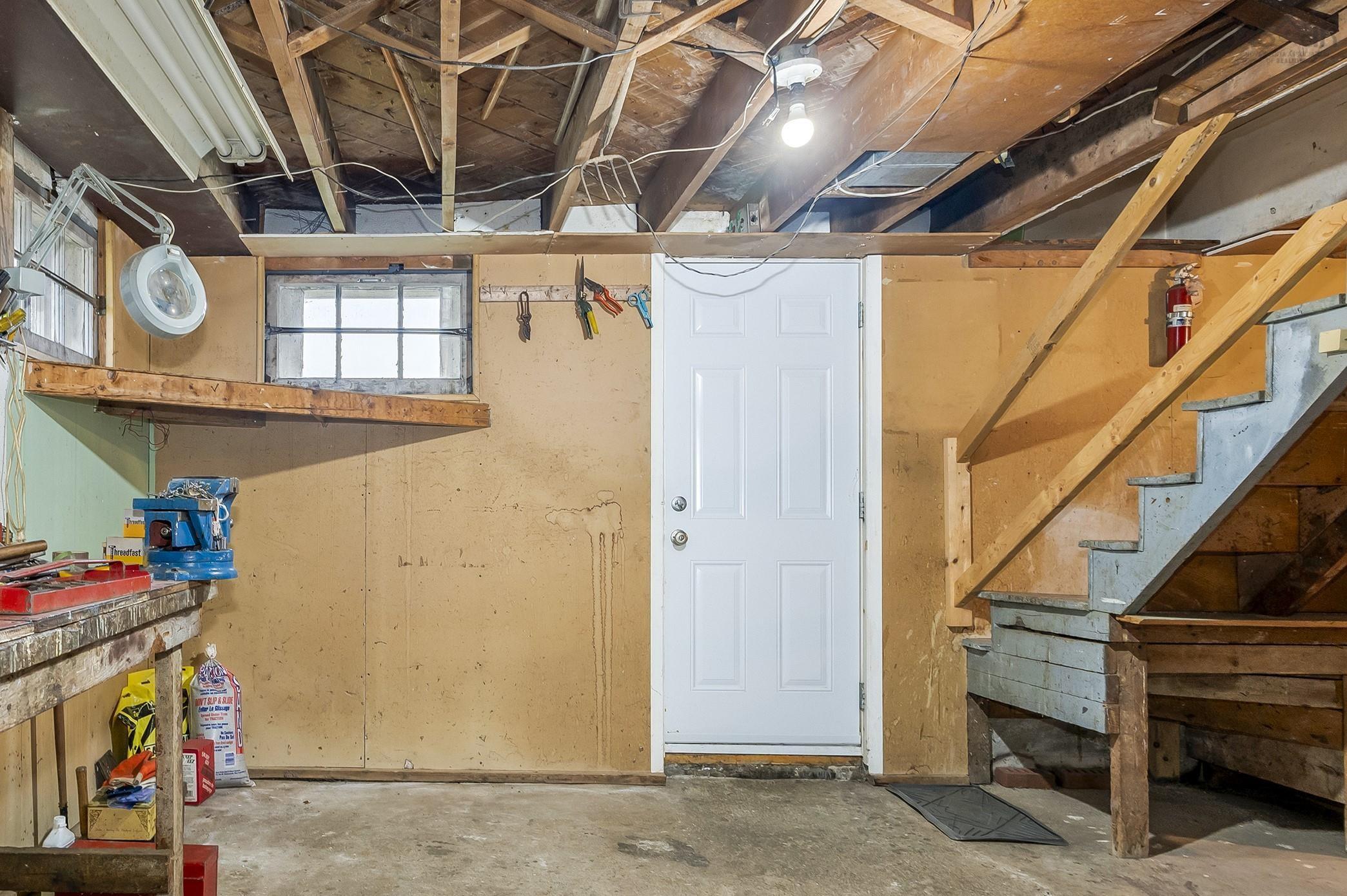 $559,900.00: 3764 High Street, Halifax