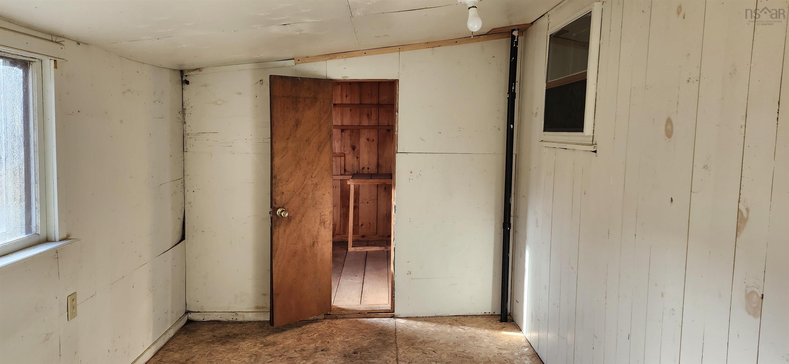 $72,000.00: 40 Guinea Road, Clementsport