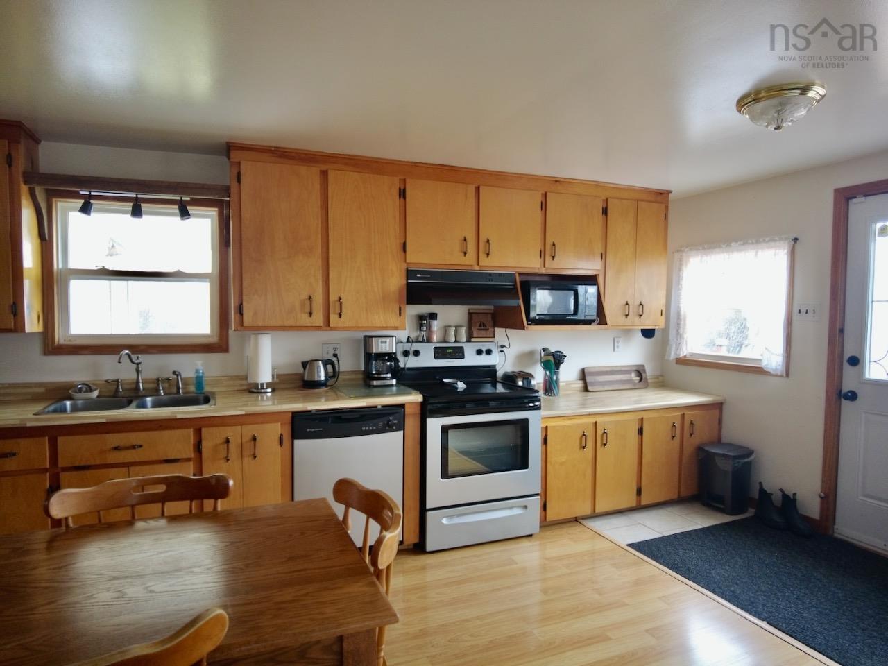 $239,000.00: 51 Cornwall Street, Amherst