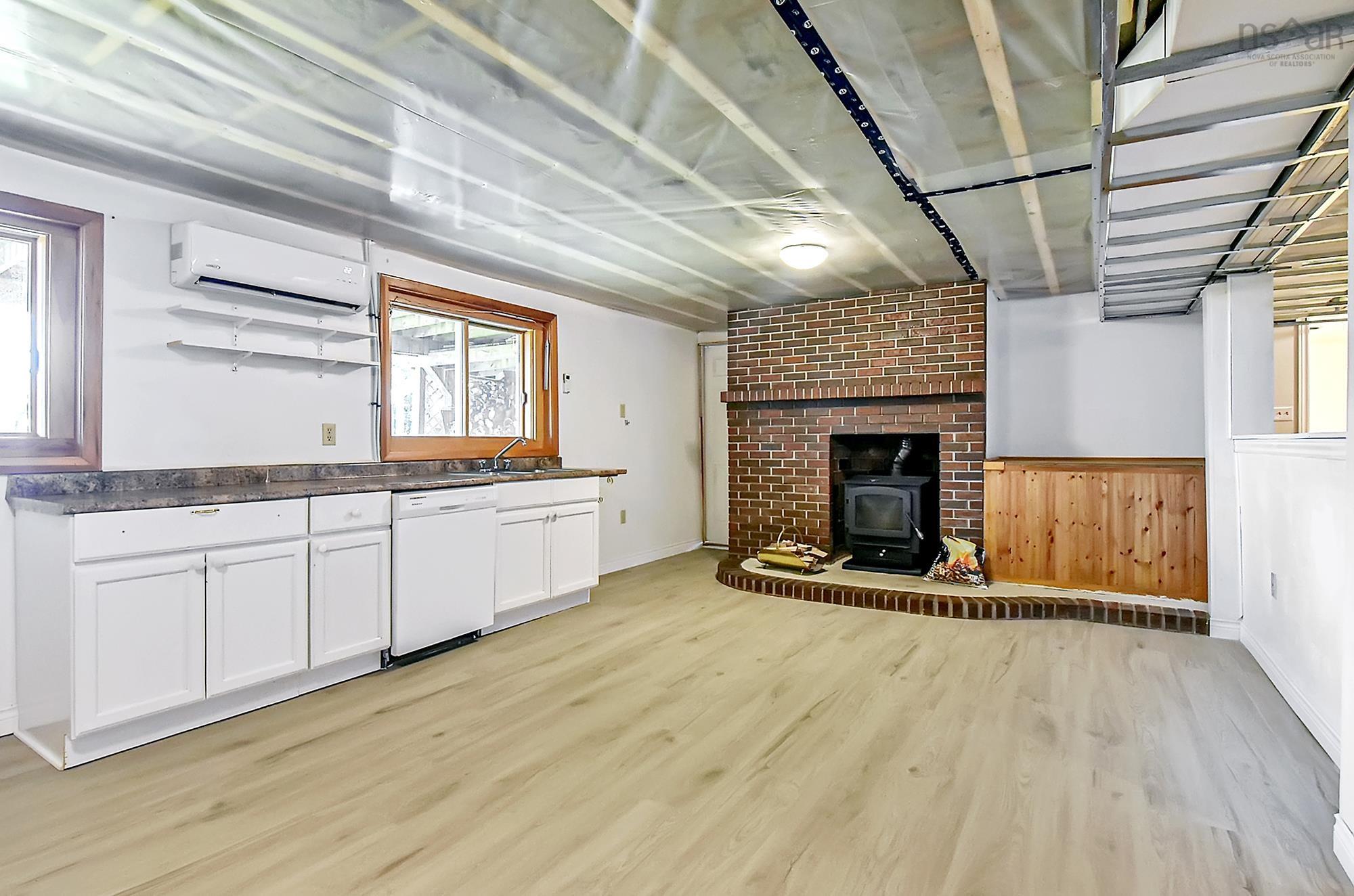 $529,000.00: 107 Range Road, Grand Desert