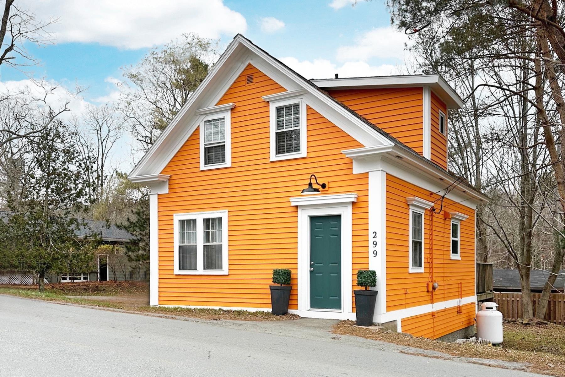 $409,900.00: 299 Main Street, Mahone Bay