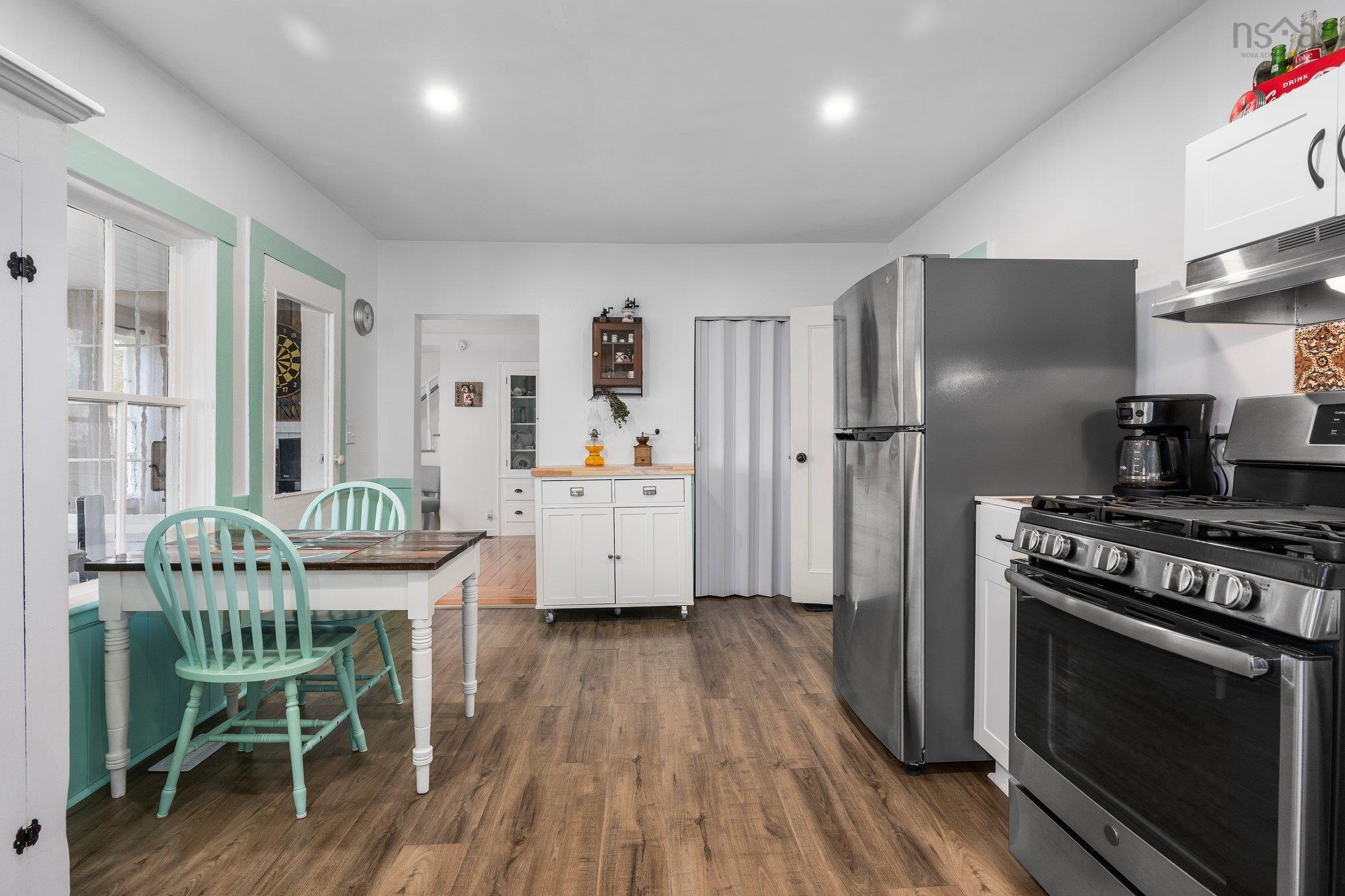$449,000.00: 2436 Shore Road W, Delaps Cove