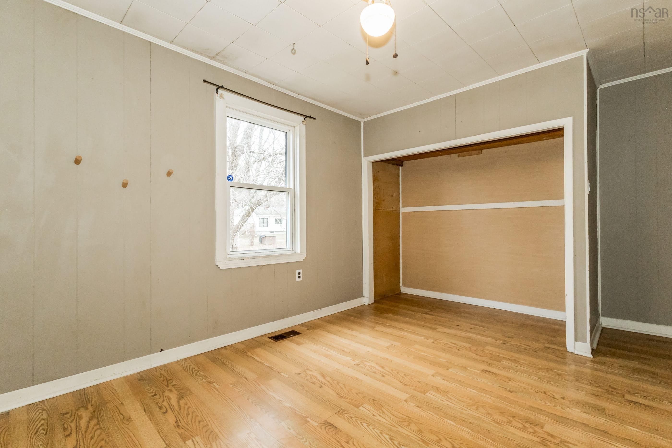 $265,000.00: 23 Dodge Road Extension, South Farmington