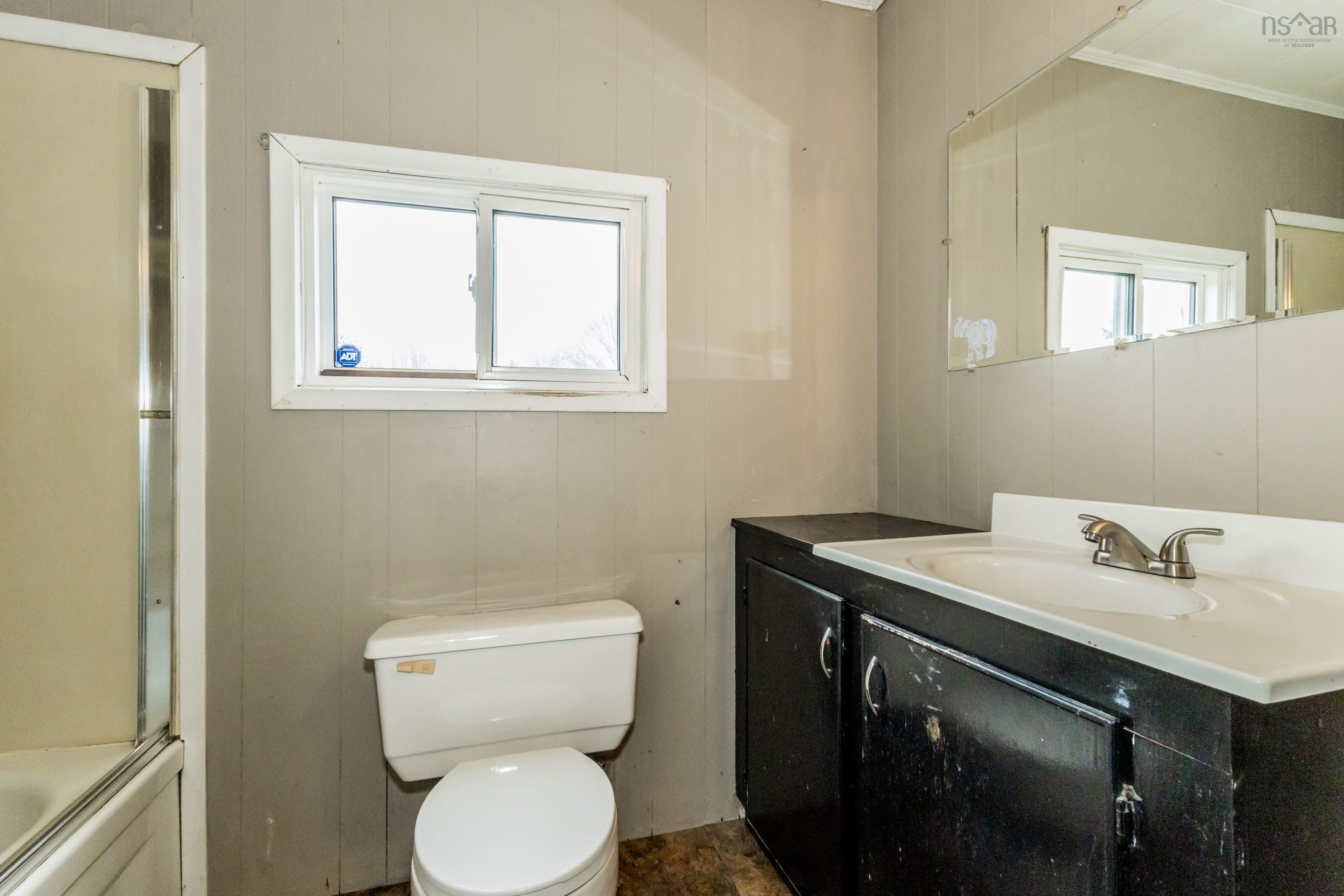 $265,000.00: 23 Dodge Road Extension, South Farmington