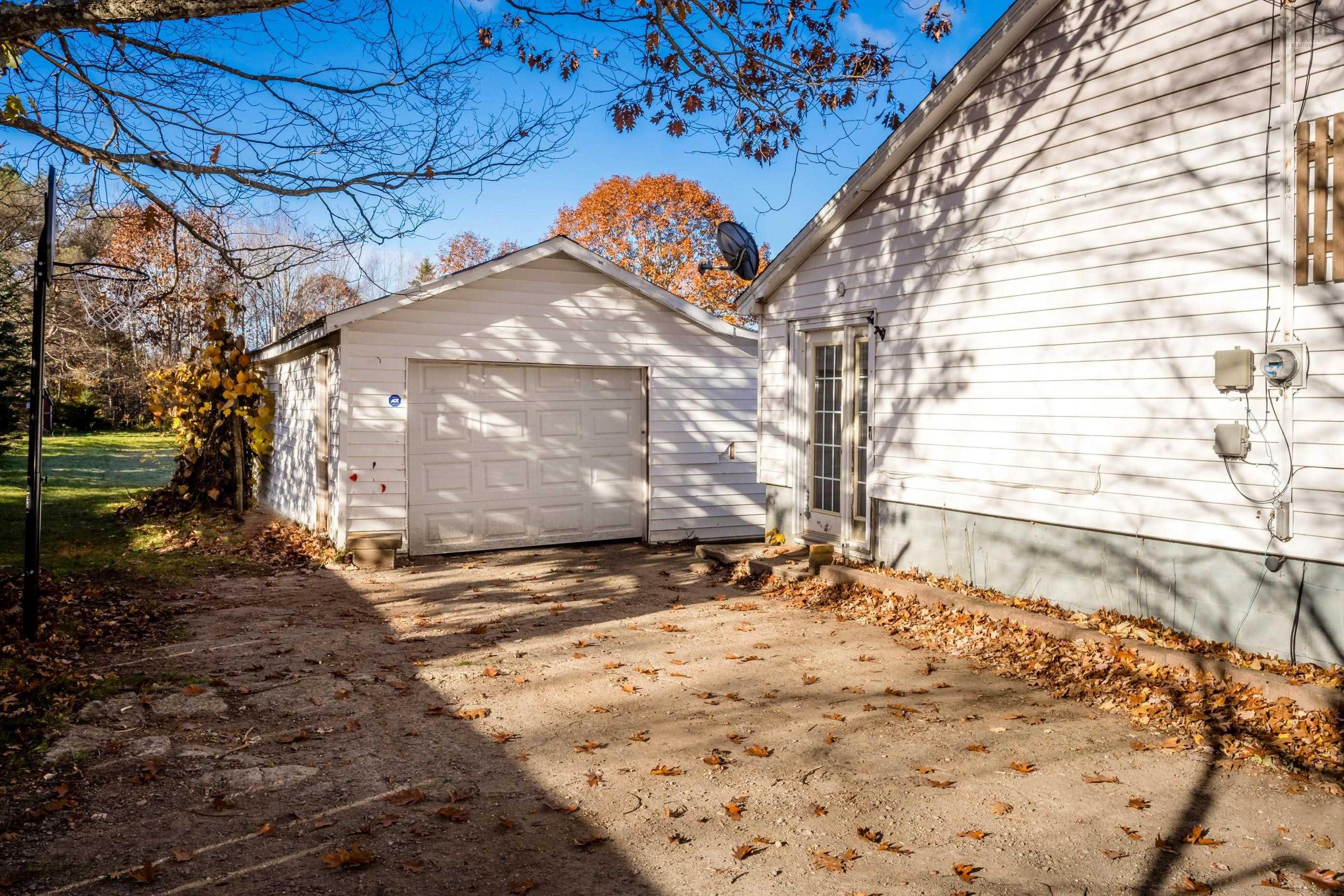 $265,000.00: 23 Dodge Road Extension, South Farmington
