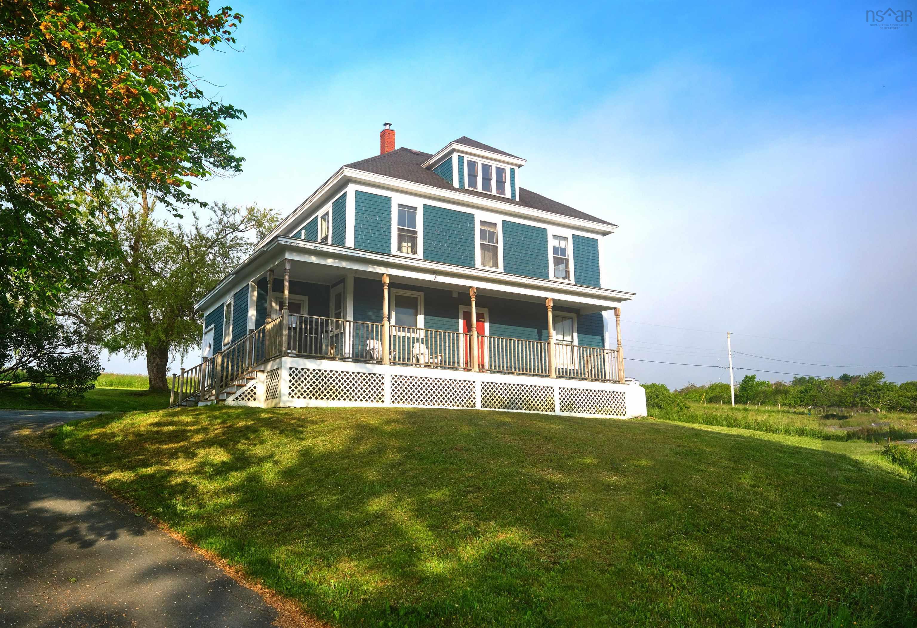 $469,000.00: 2972 Highway 332, Bayport