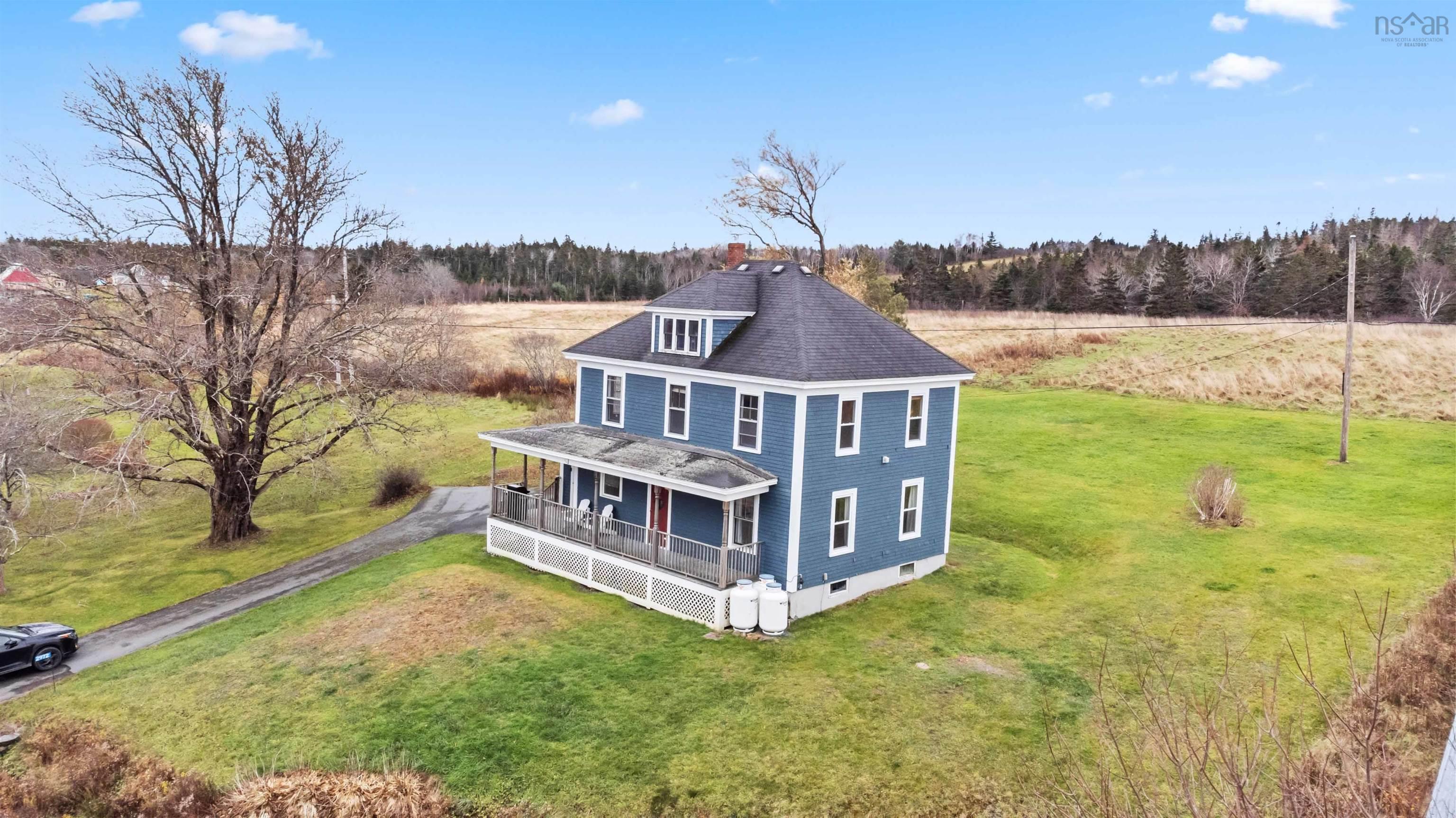 $469,000.00: 2972 Highway 332, Bayport