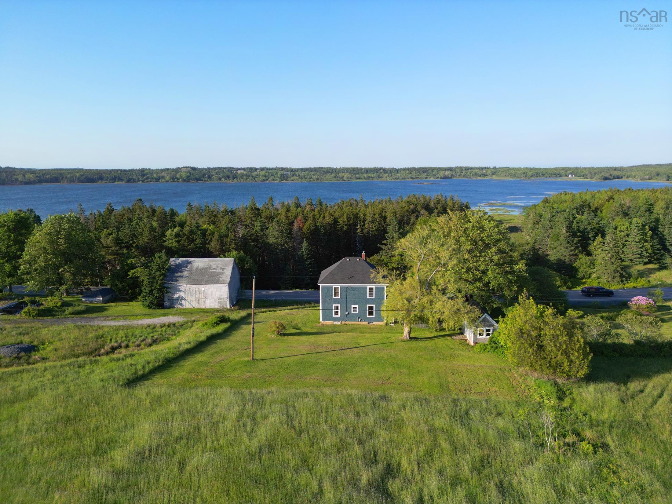 $469,000.00: 2972 Highway 332, Bayport