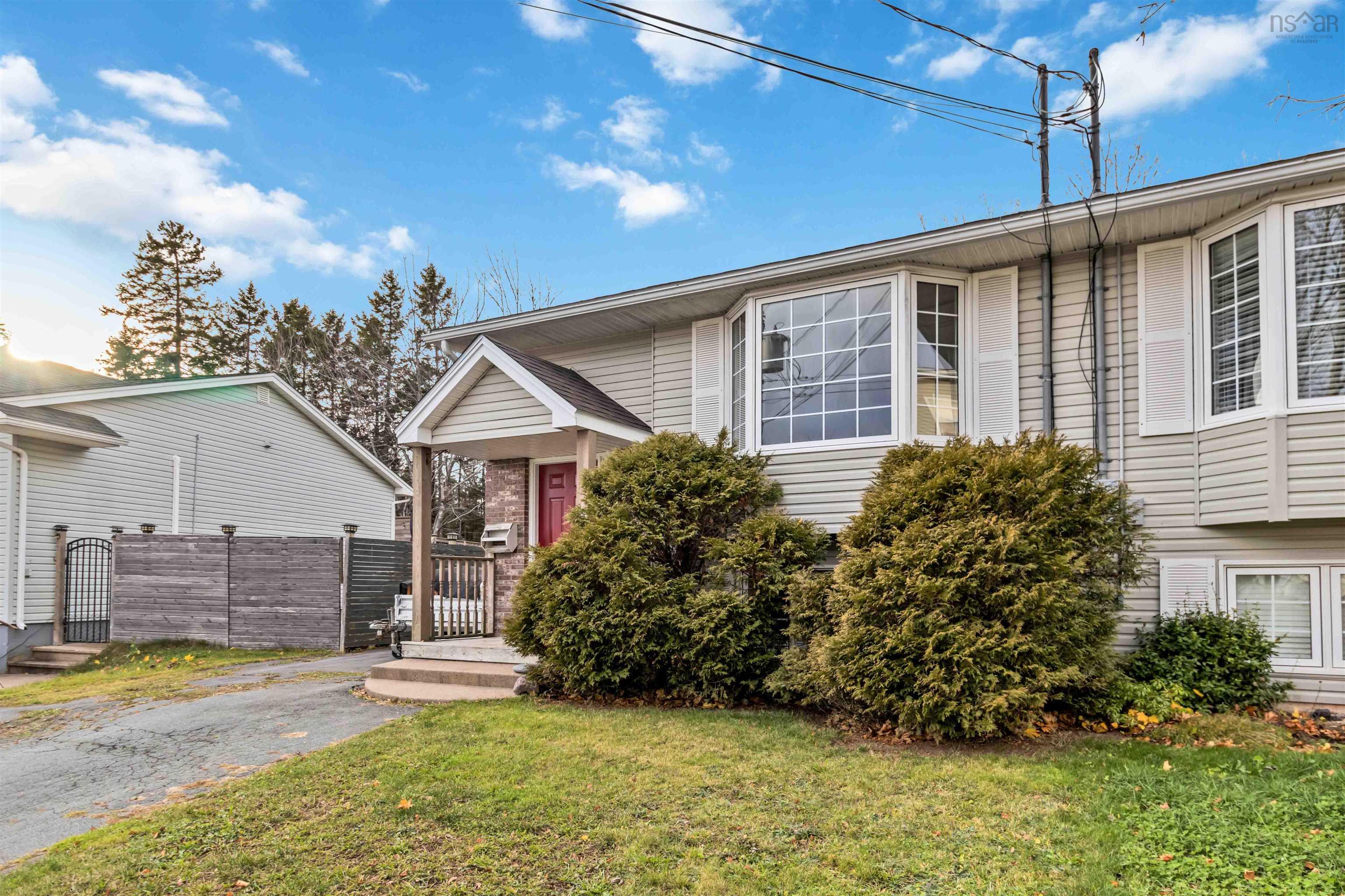 $324,900.00: 78 Hewer Crescent, Middle Sackville