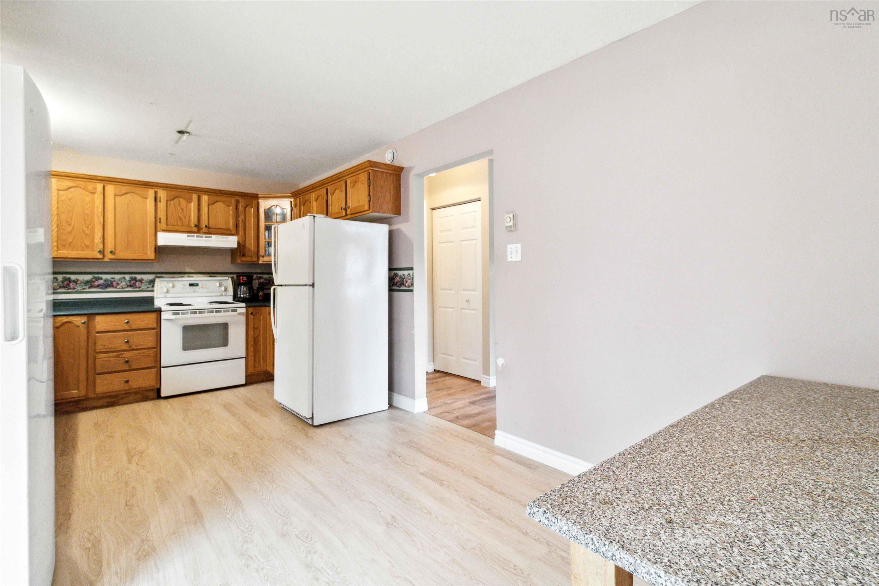 $324,900.00: 78 Hewer Crescent, Middle Sackville