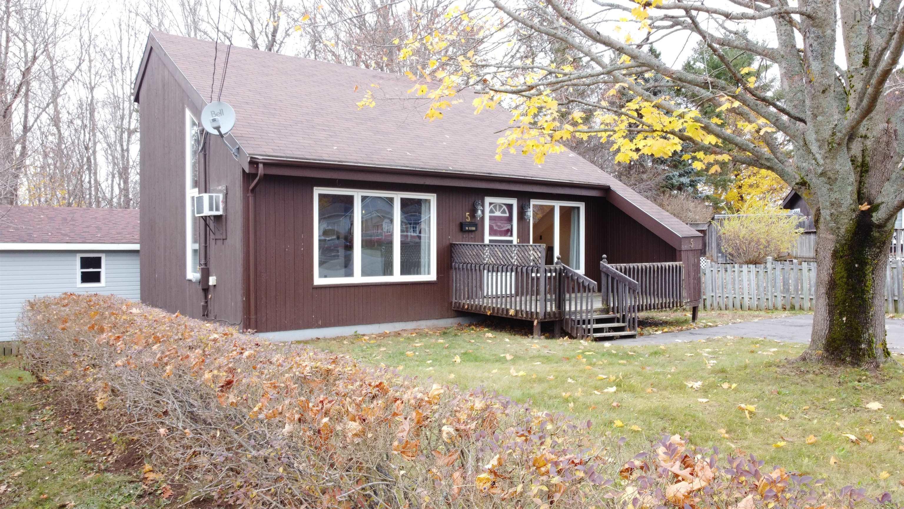 $359,000.00: 5 Colonial Crescent, New Minas