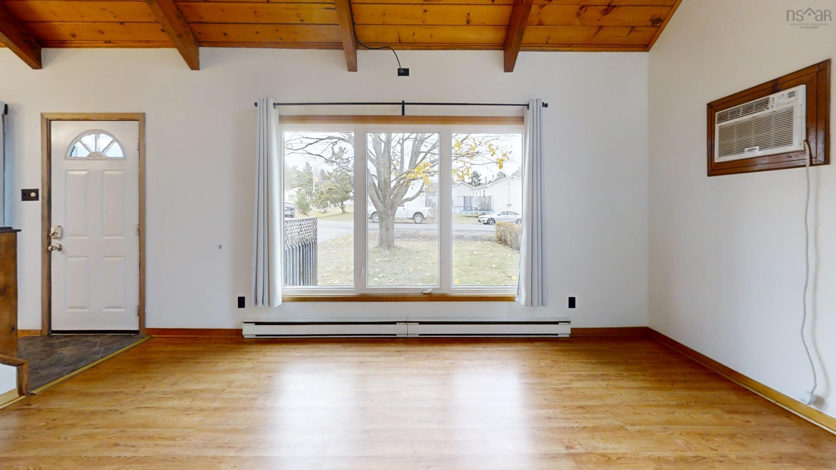 $359,000.00: 5 Colonial Crescent, New Minas