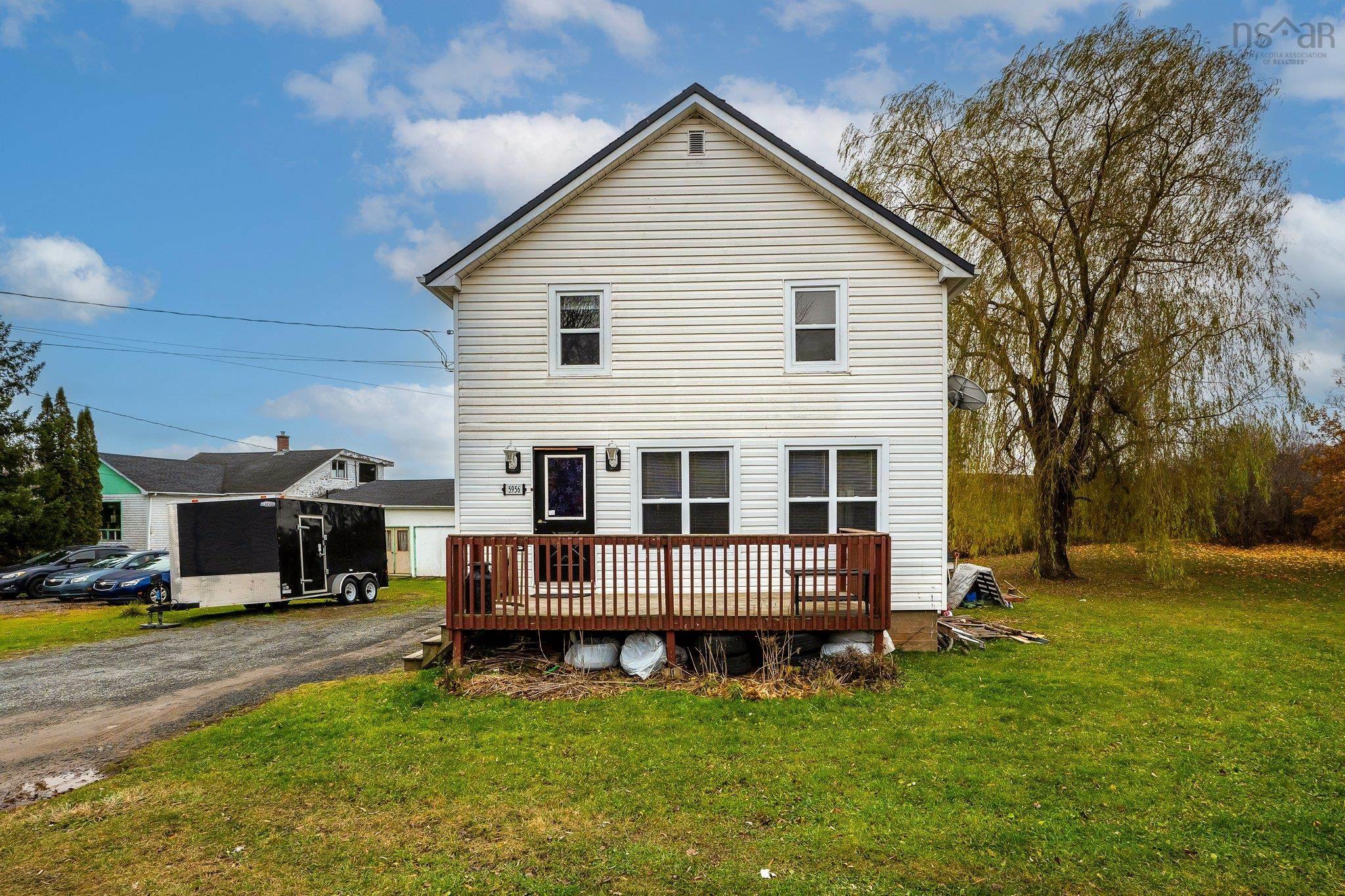 $284,900.00: 5956 Highway 14, Garlands Crossing