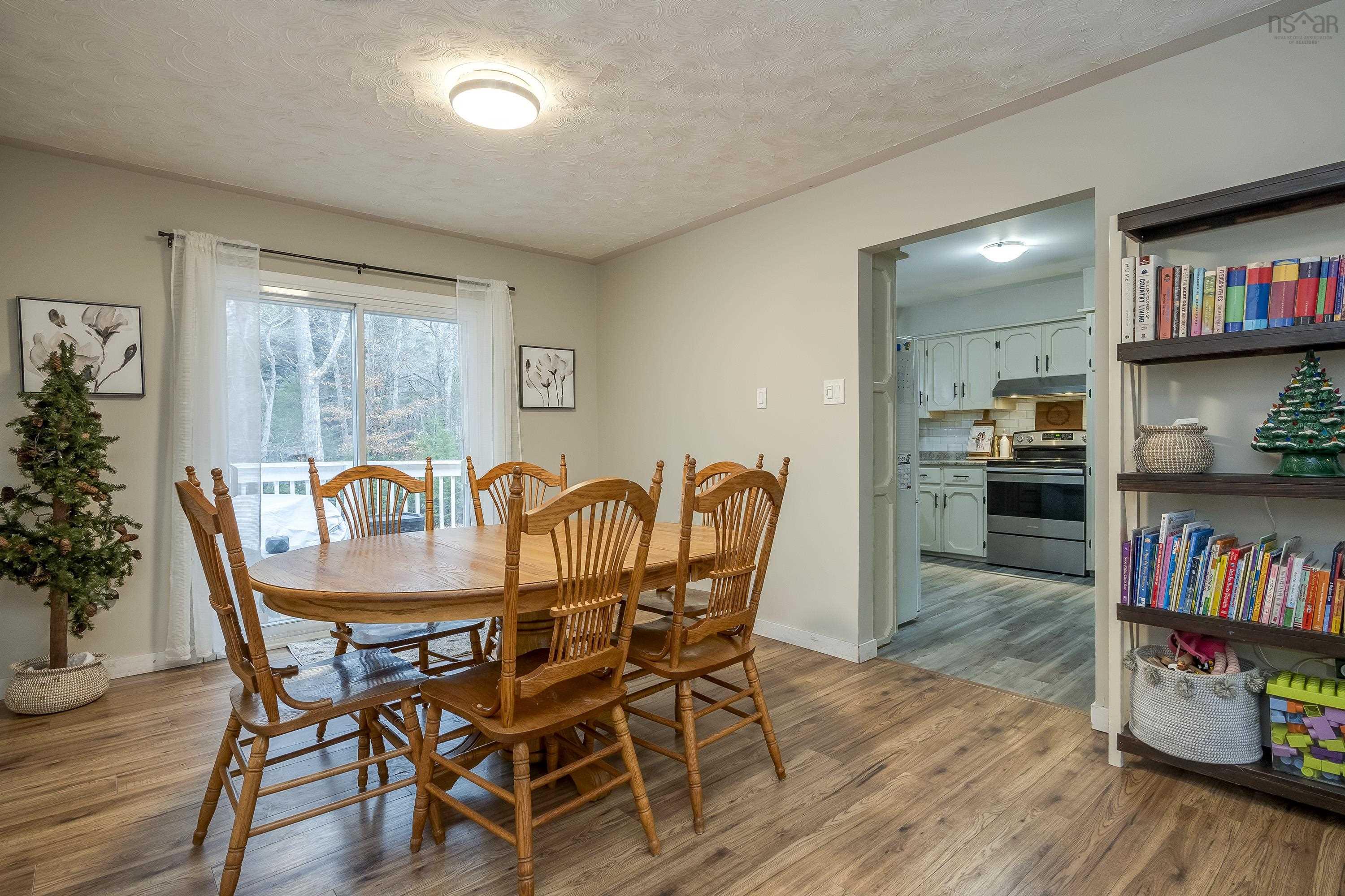 $379,900.00: 65 Birch Drive, Meadowvale