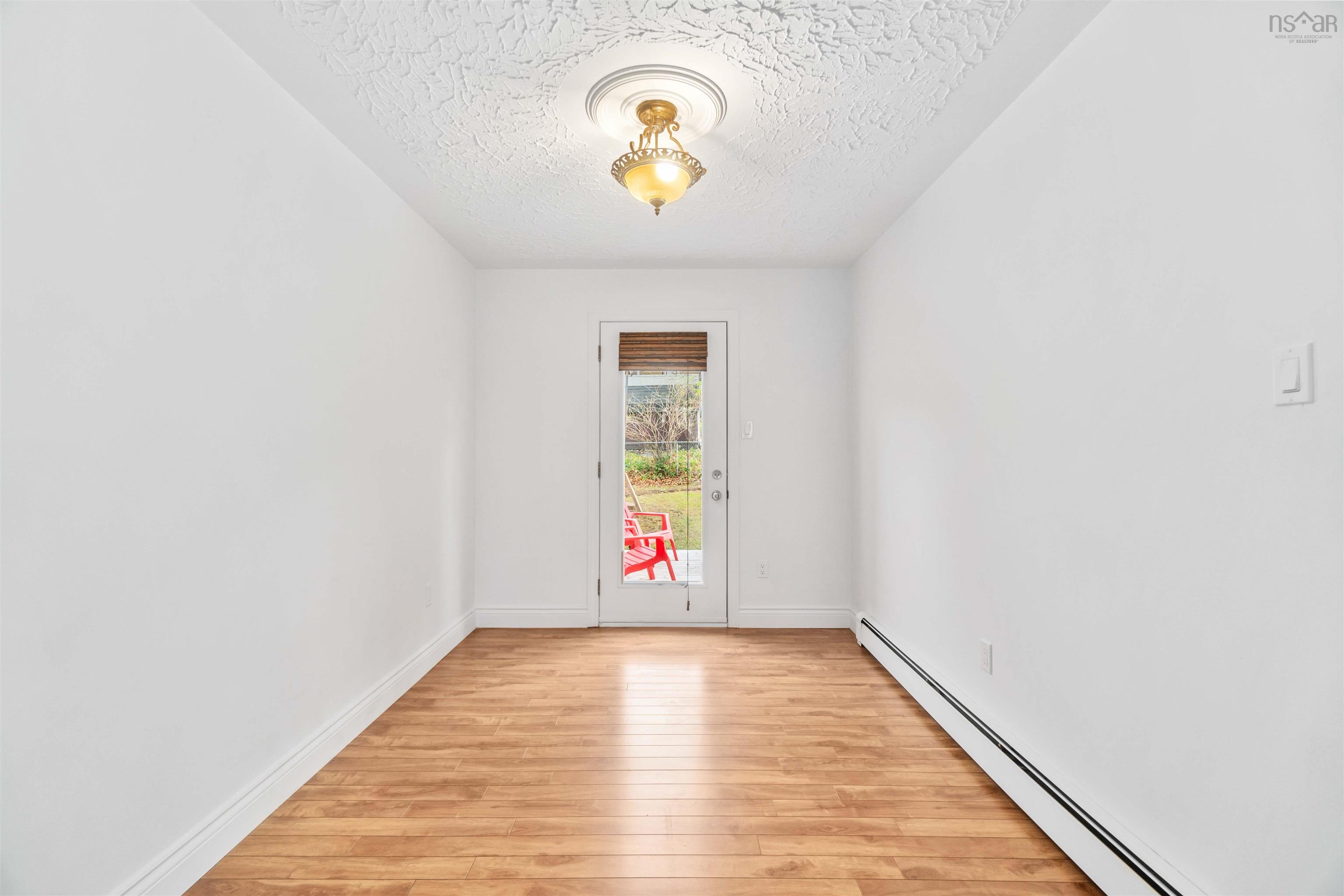 $429,900.00: 174 Spring avenue, Woodlawn