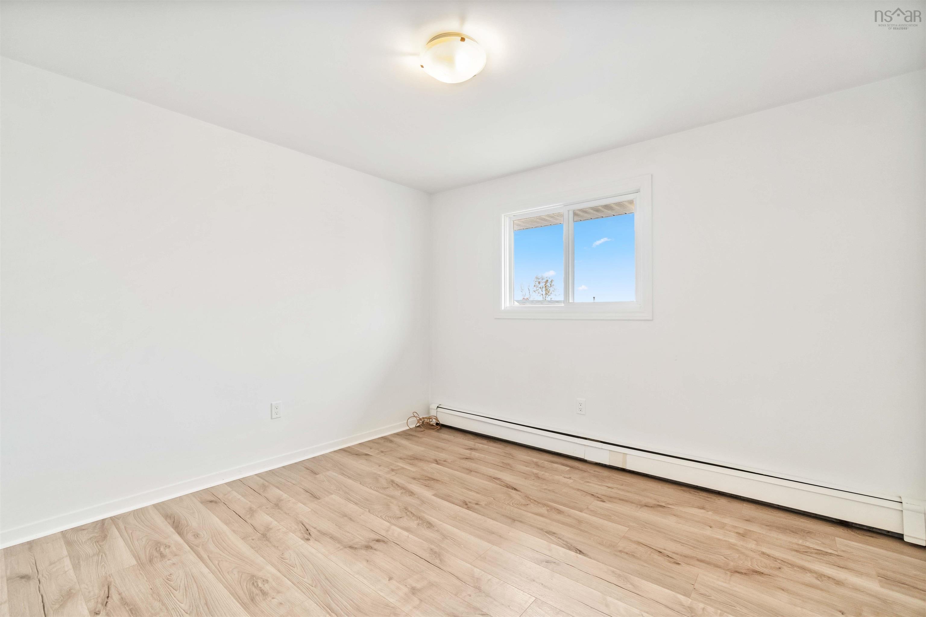 $429,900.00: 174 Spring avenue, Woodlawn