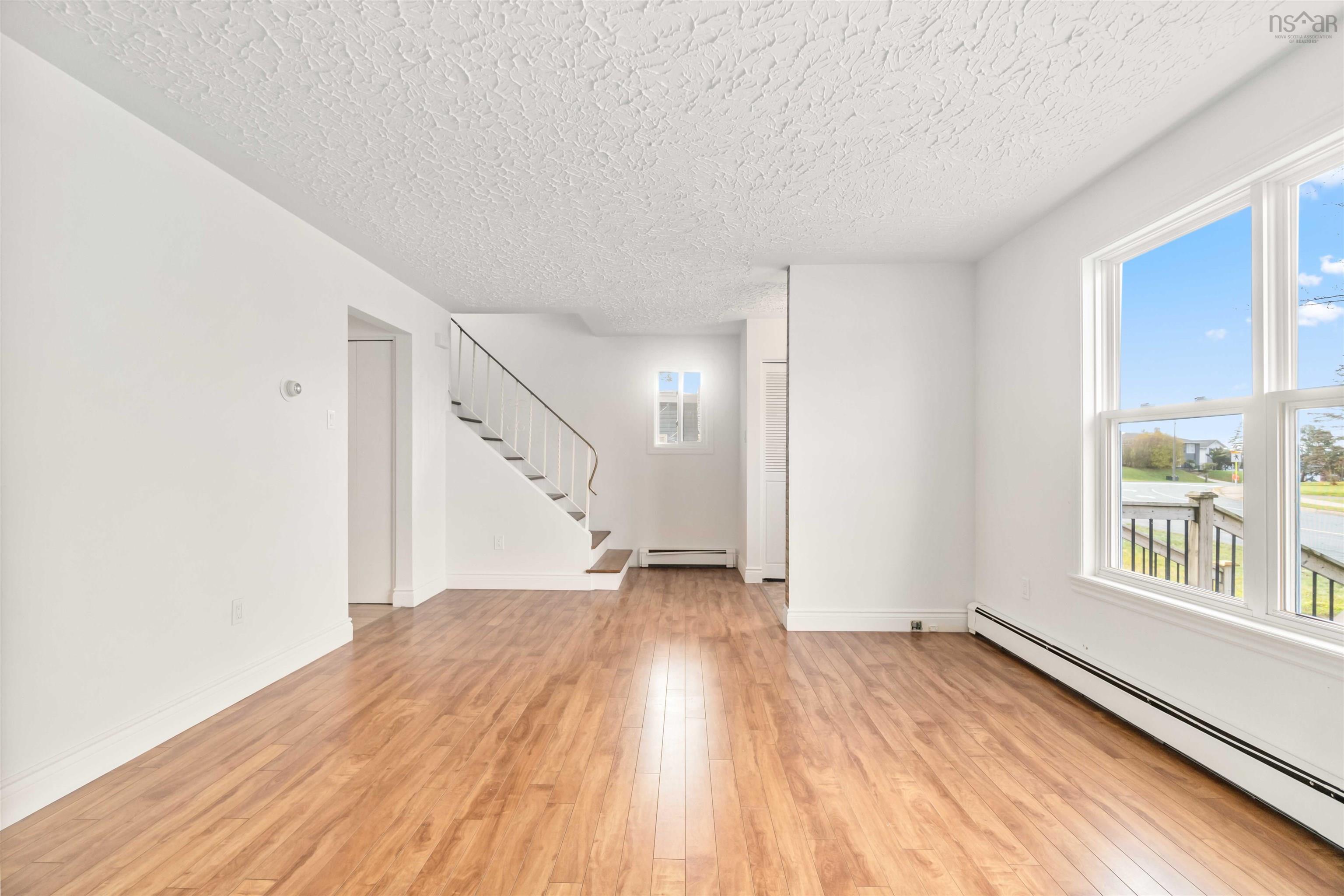 $429,900.00: 174 Spring avenue, Woodlawn