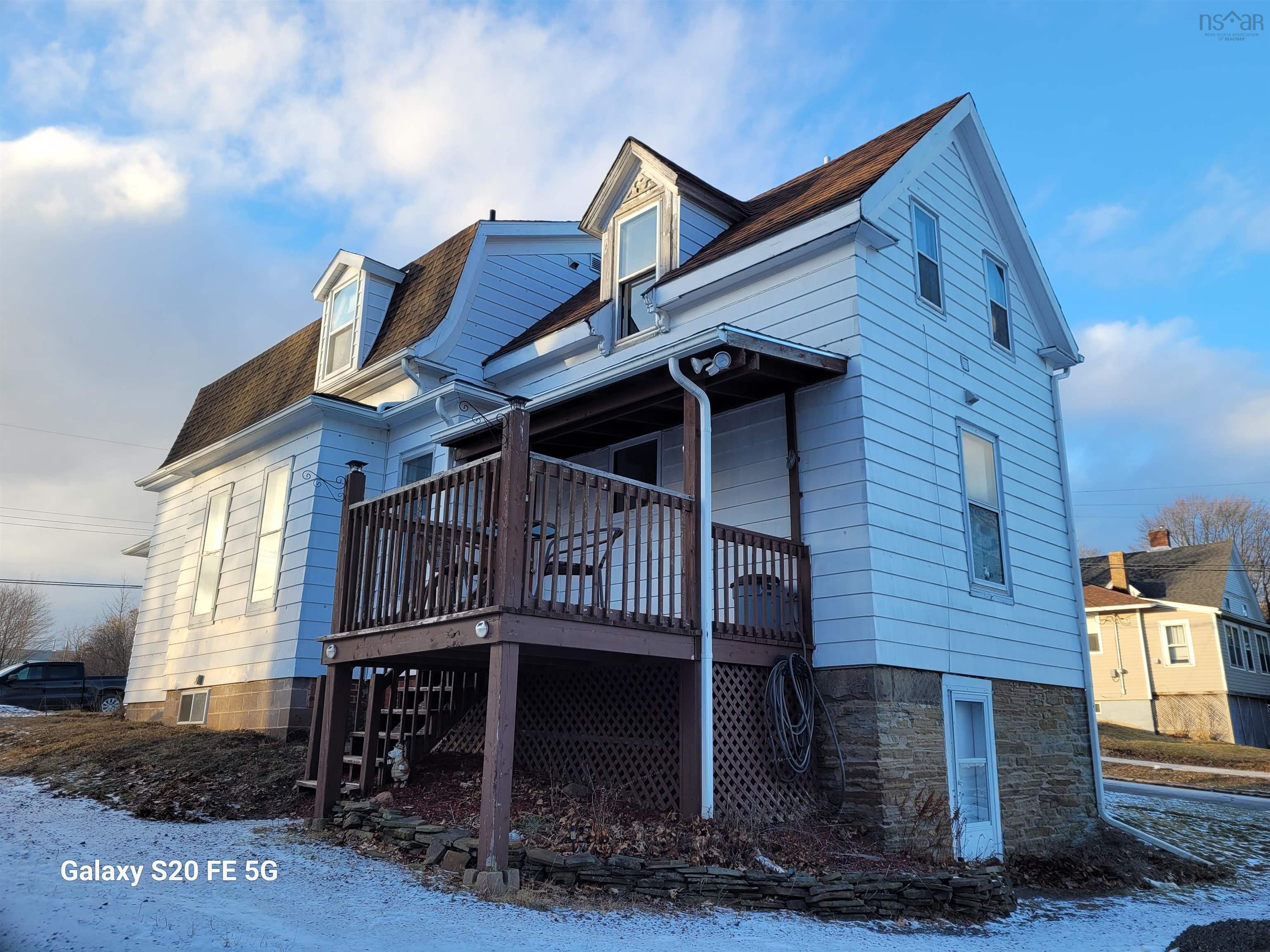 $260,000.00: 123 Stellar Street, Stellarton