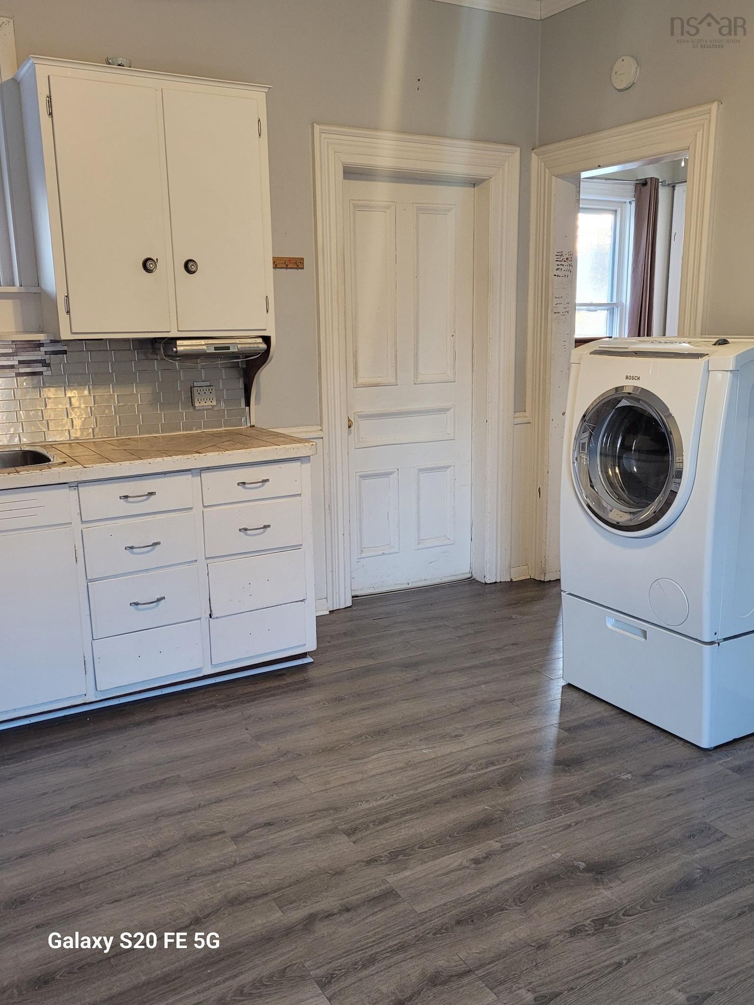 $260,000.00: 123 Stellar Street, Stellarton