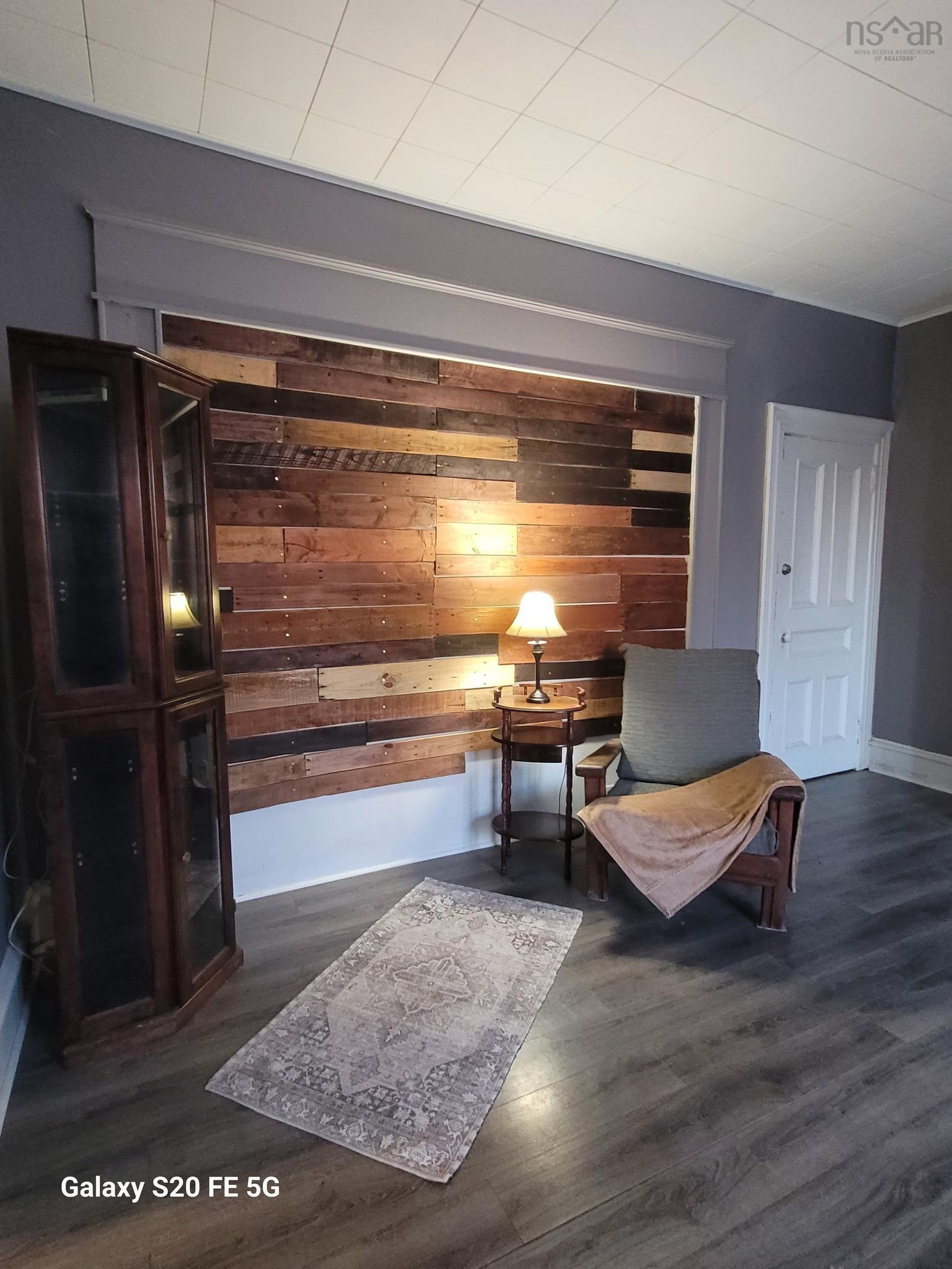 $260,000.00: 123 Stellar Street, Stellarton