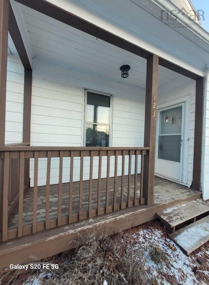 $260,000.00: 123 Stellar Street, Stellarton