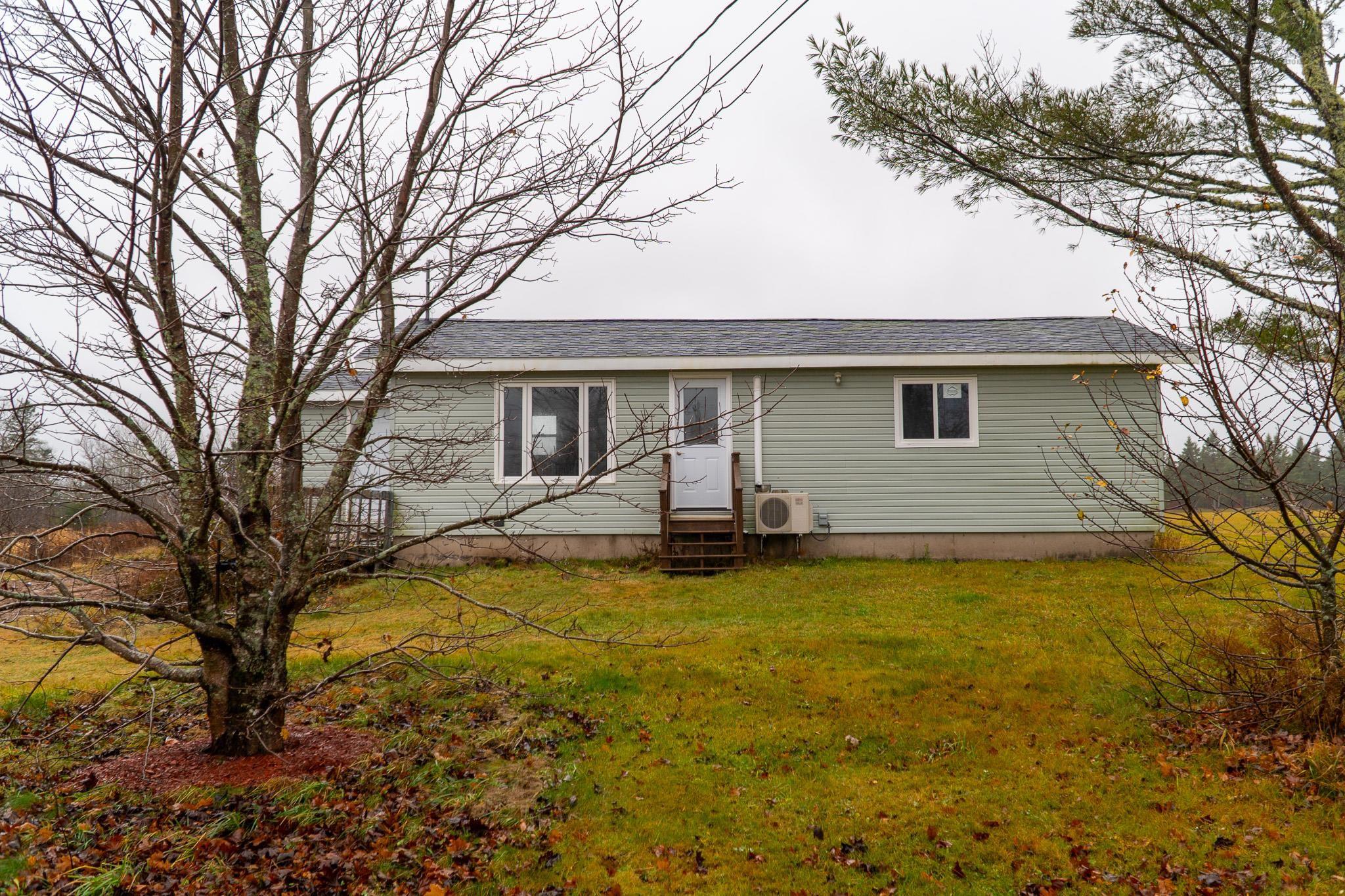 $225,000.00: 3889 12 Highway, South Alton