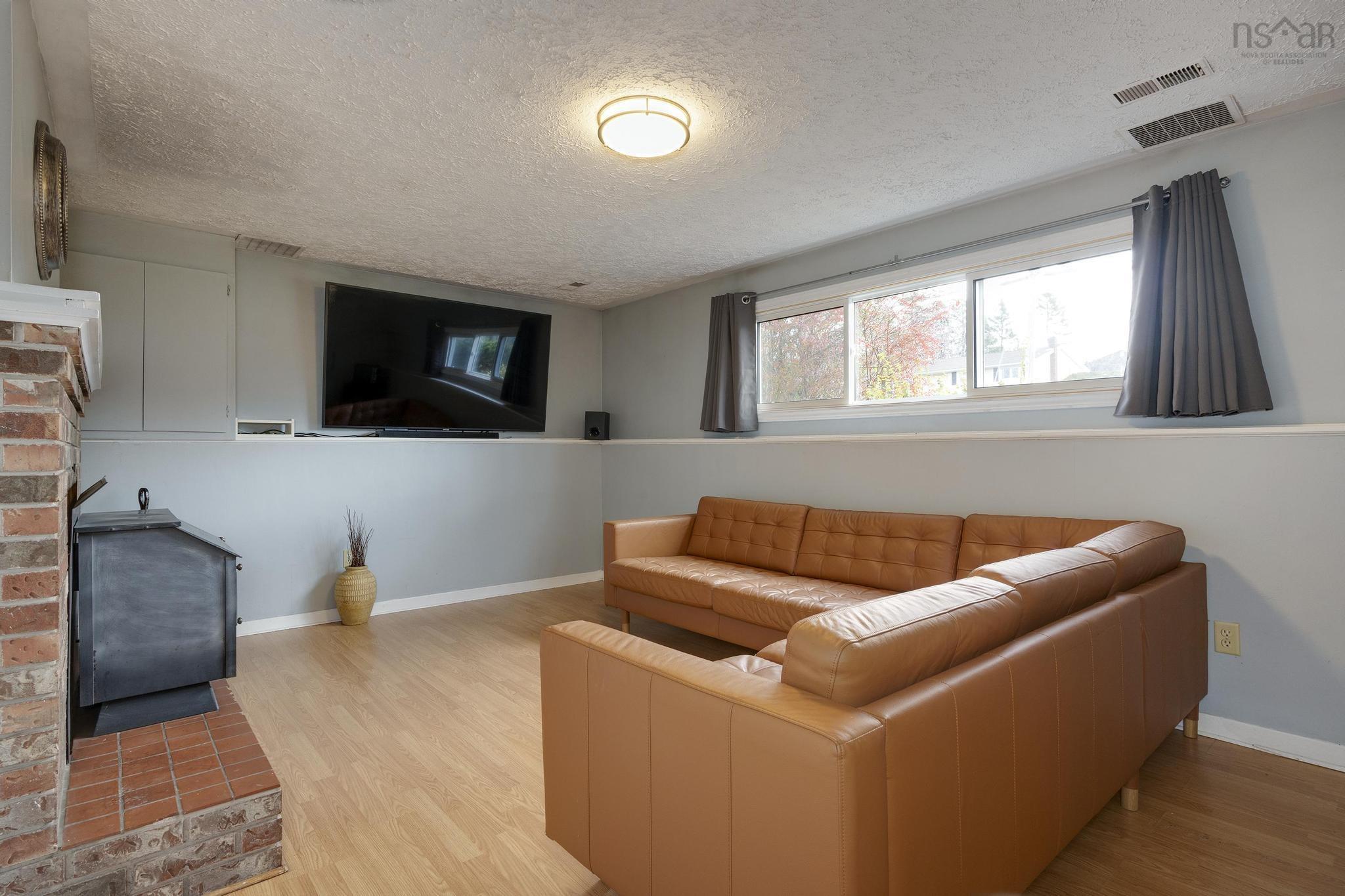 $598,000.00: 32 Lethbridge Avenue, Dartmouth