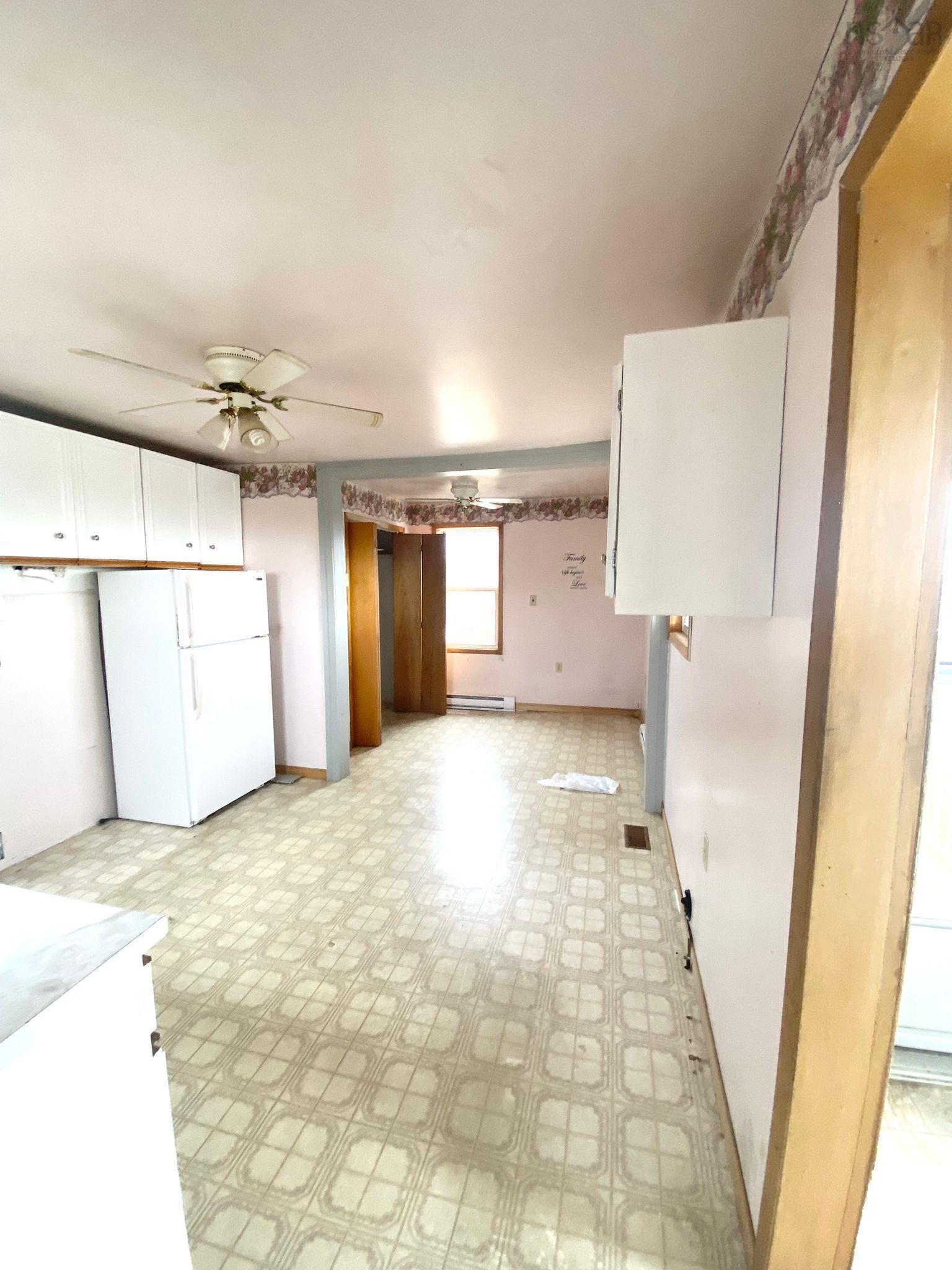 $64,999.00: 5152 316 Highway, Charlos Cove