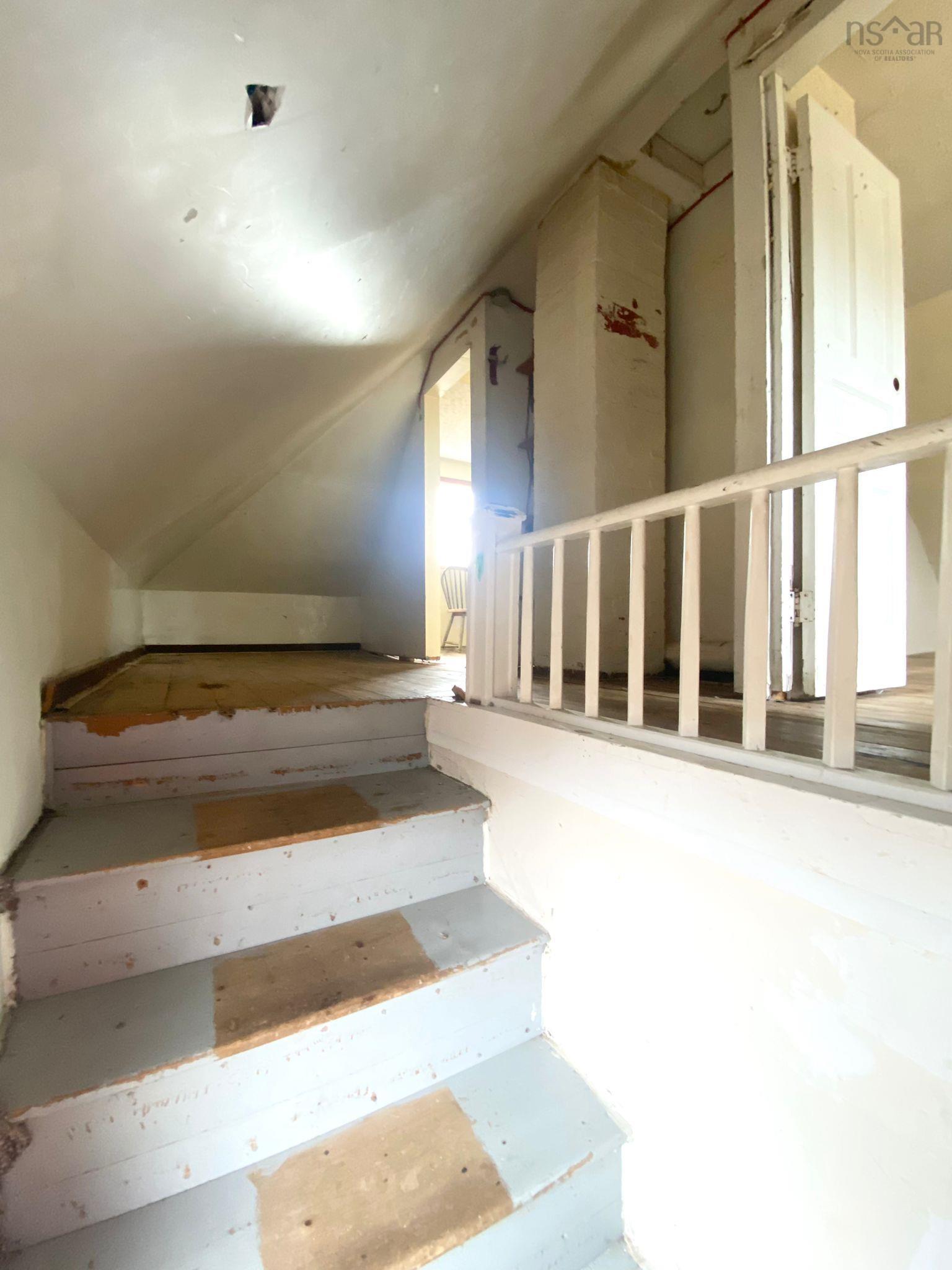 $64,999.00: 5152 316 Highway, Charlos Cove