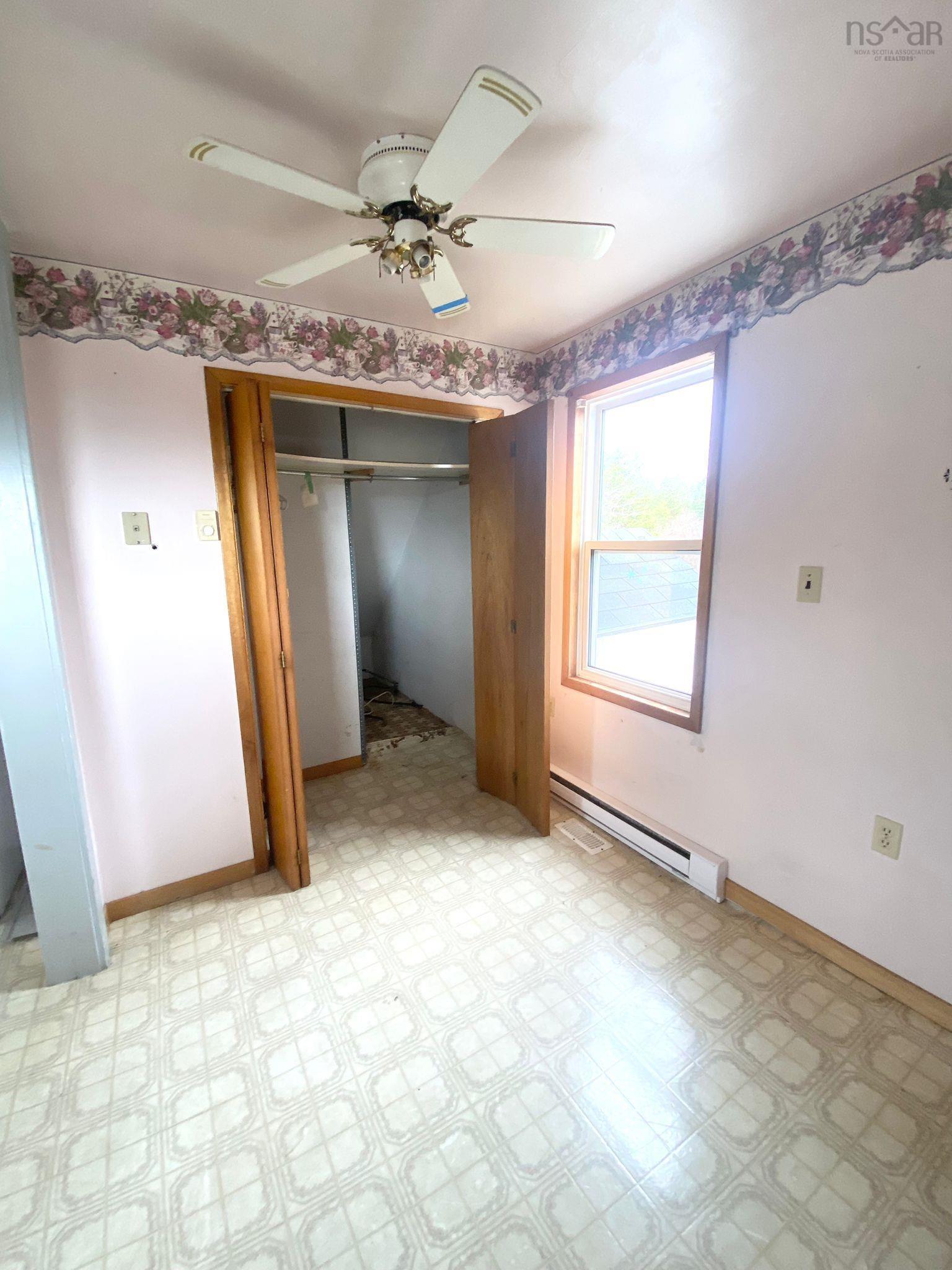 $64,999.00: 5152 316 Highway, Charlos Cove