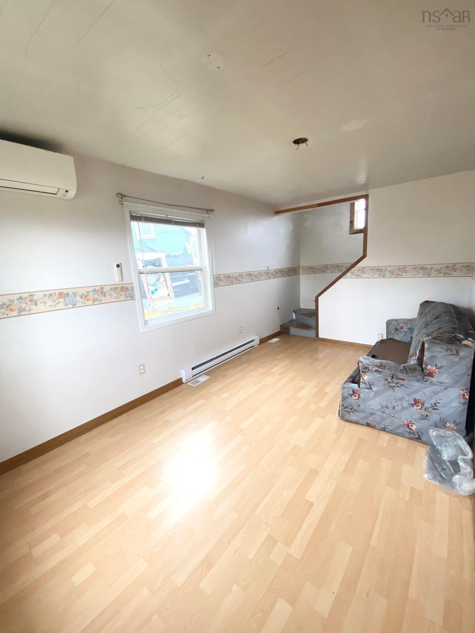 $64,999.00: 5152 316 Highway, Charlos Cove