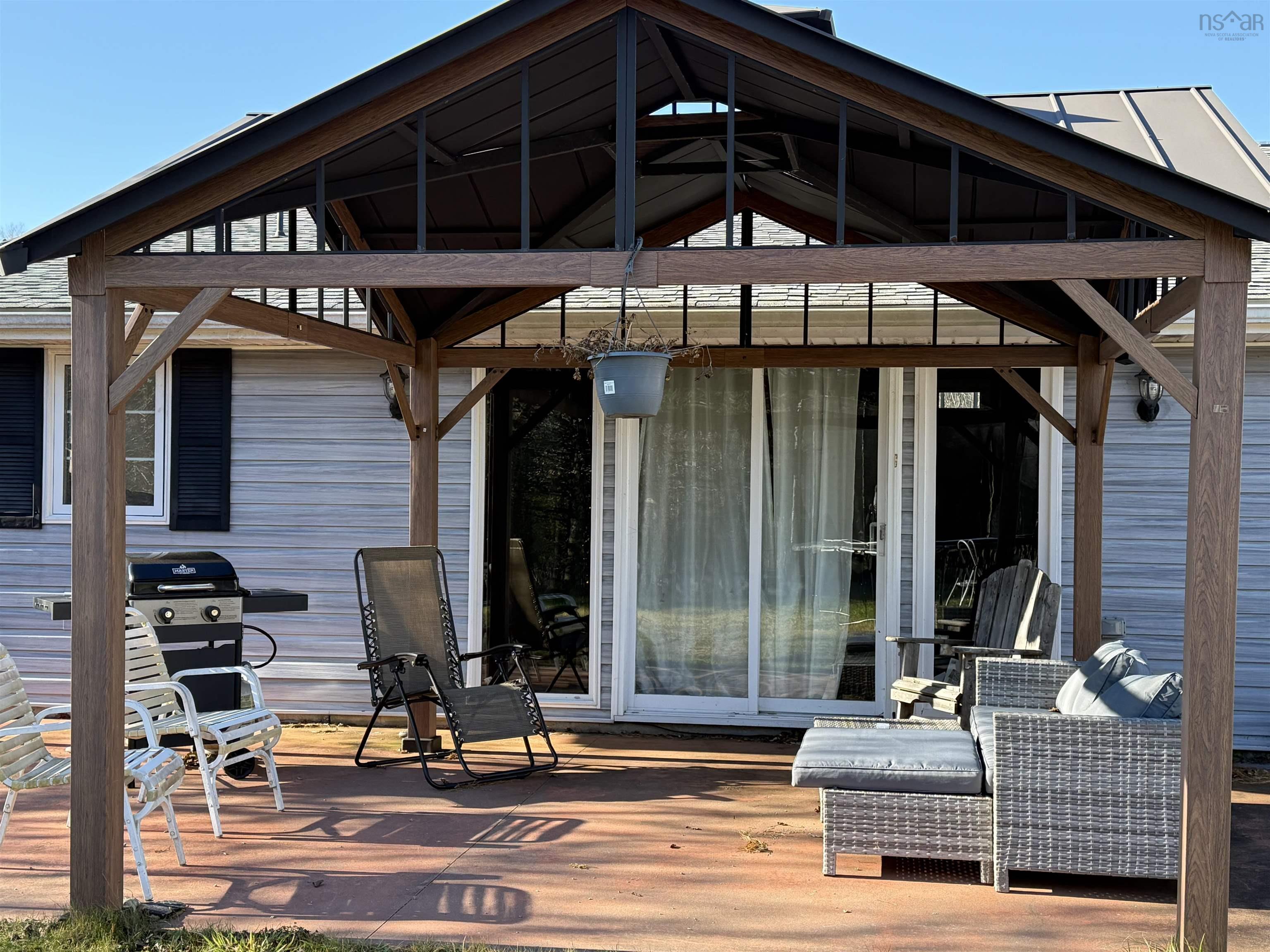 $330,000.00: 55 Bayside Drive, Brass Hill