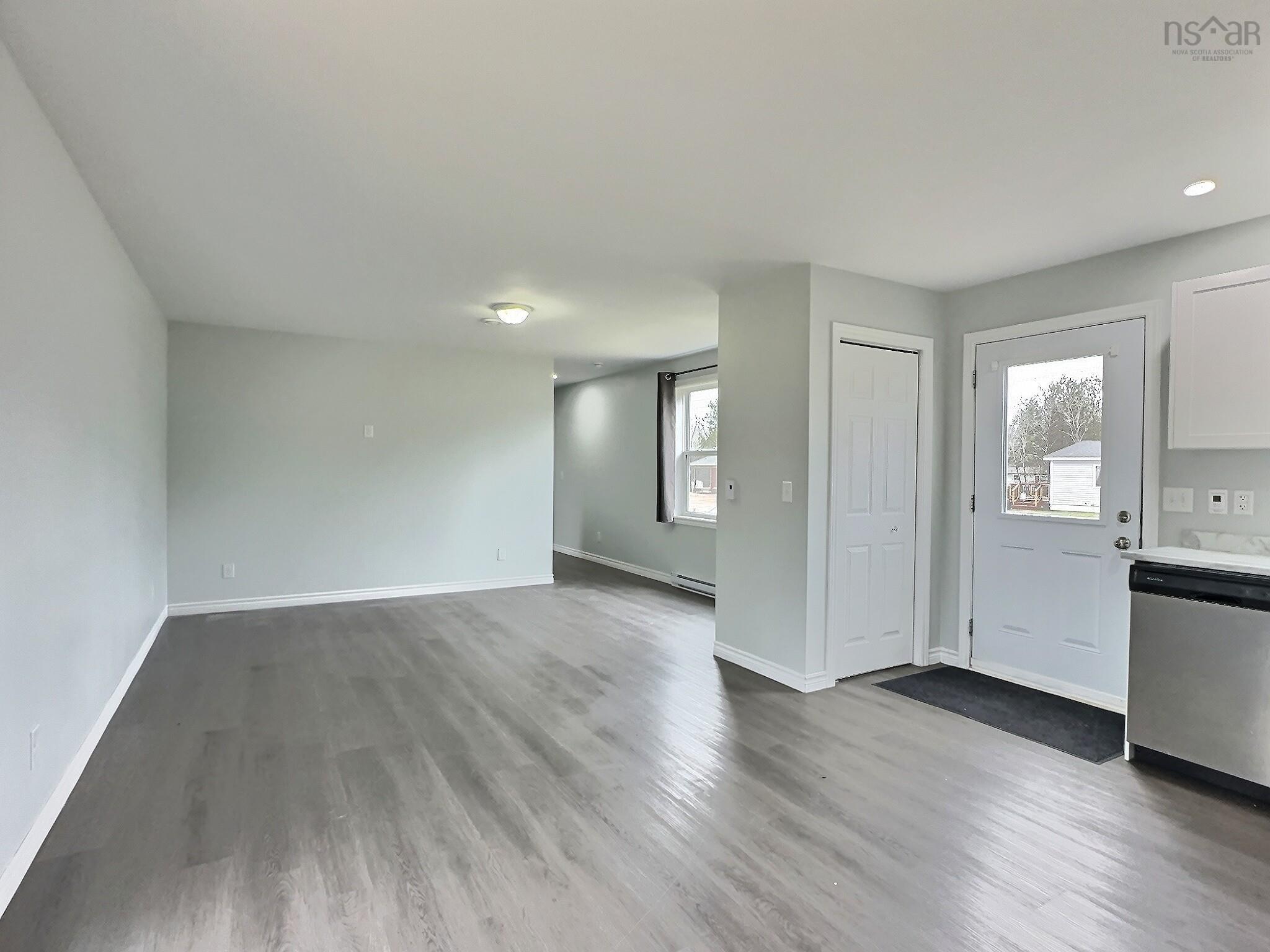 $229,900.00: 16 Seven Lee Way, Oxford