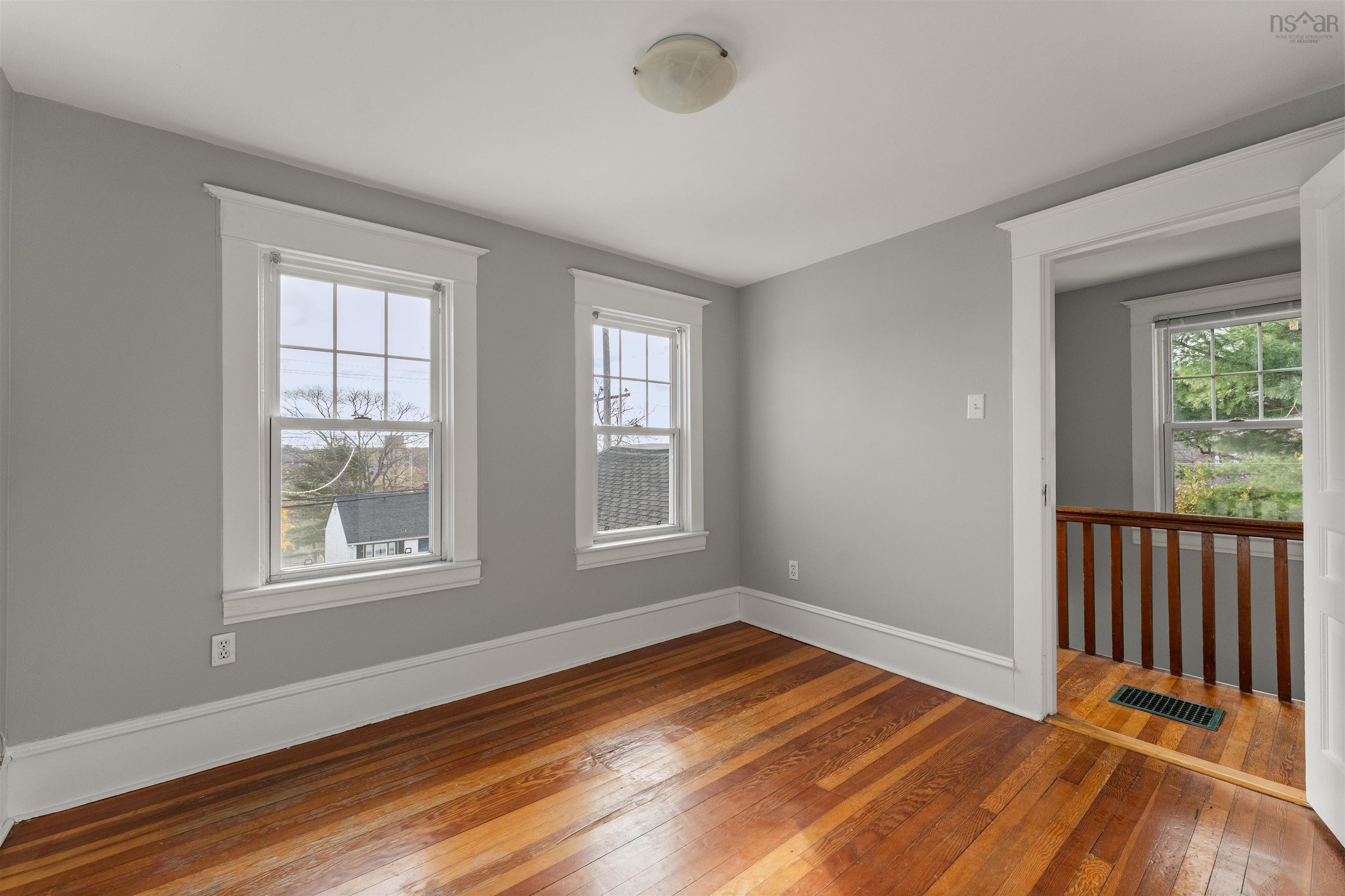 $399,900.00: 53 A Rose Street, Dartmouth