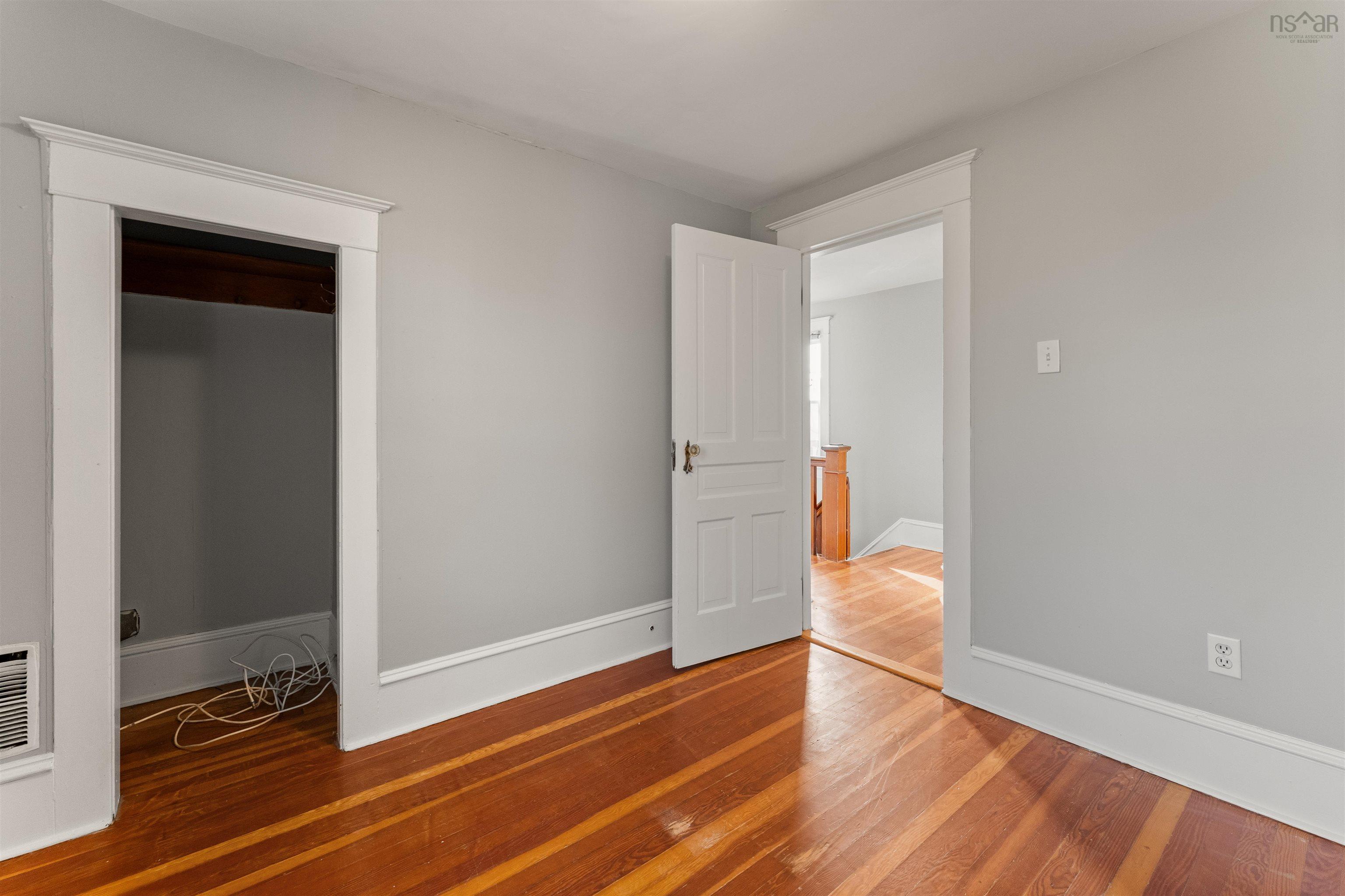$399,900.00: 53 A Rose Street, Dartmouth