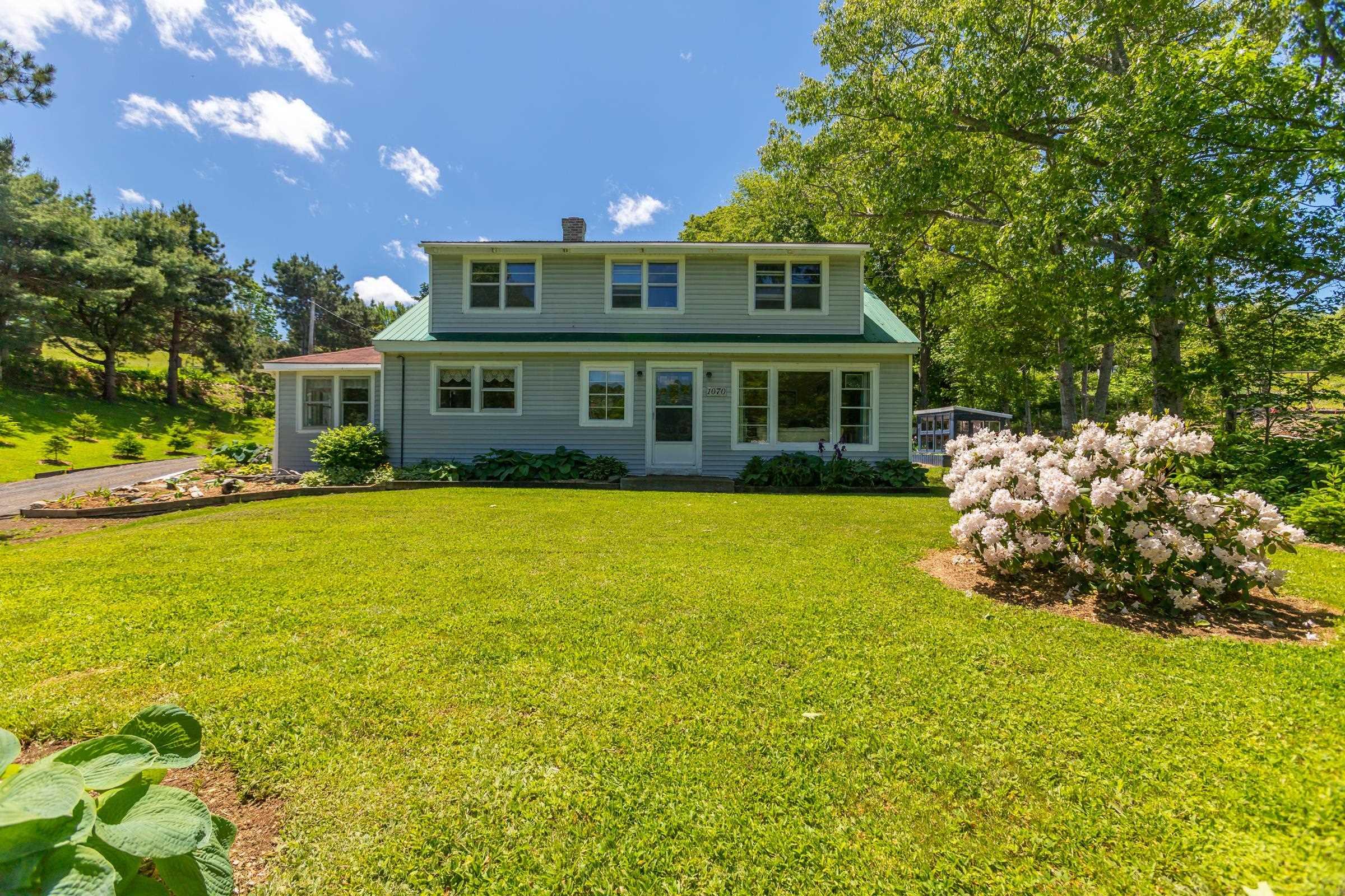 $359,900.00: 1070 River Road, Bear River