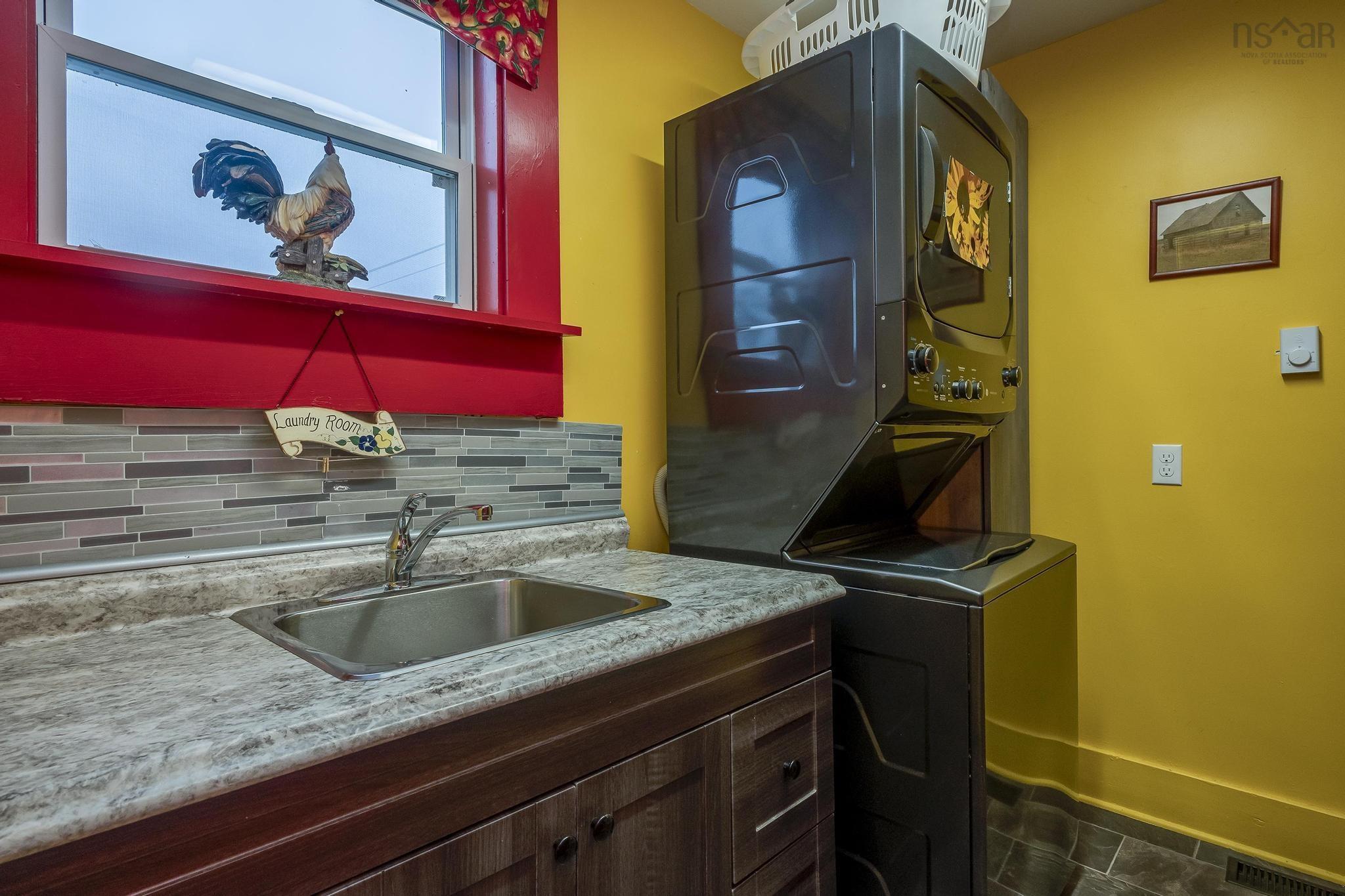$399,999.00: 4441 Highway 1, Three Mile Plains