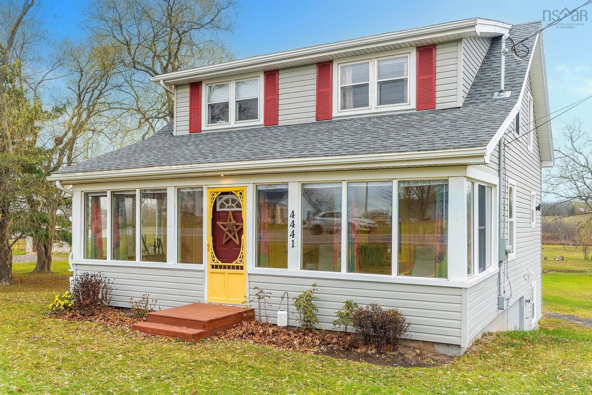 $399,999.00: 4441 Highway 1, Three Mile Plains