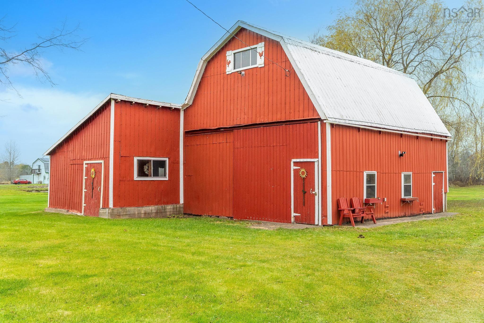$399,999.00: 4441 Highway 1, Three Mile Plains