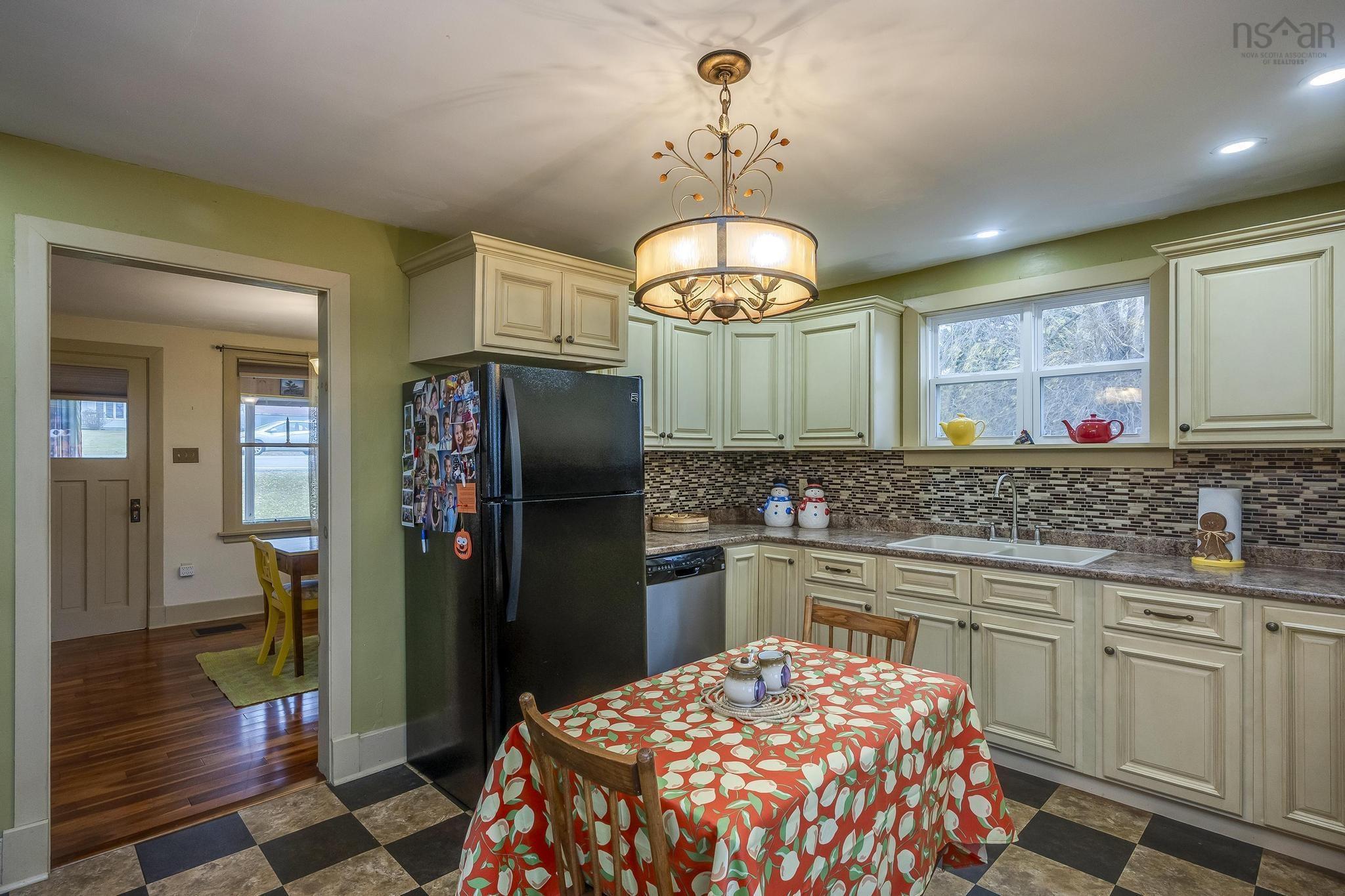 $399,999.00: 4441 Highway 1, Three Mile Plains