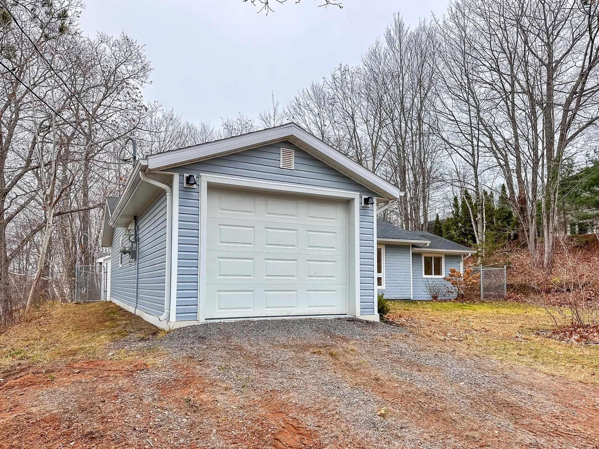 $324,900.00: 1600 South Bishop Road, Coldbrook