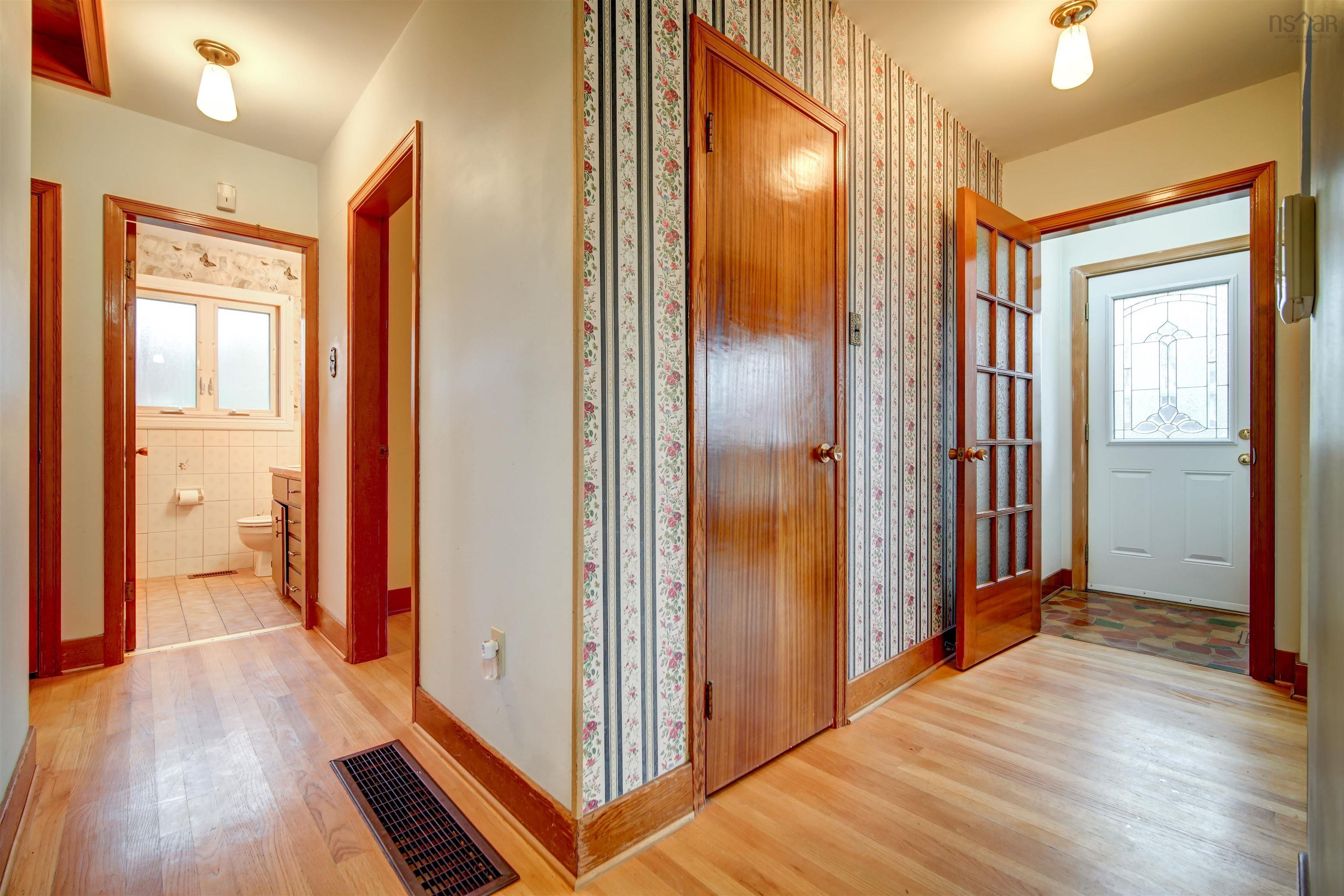 $335,000.00: 98 Symonds Street, Dartmouth