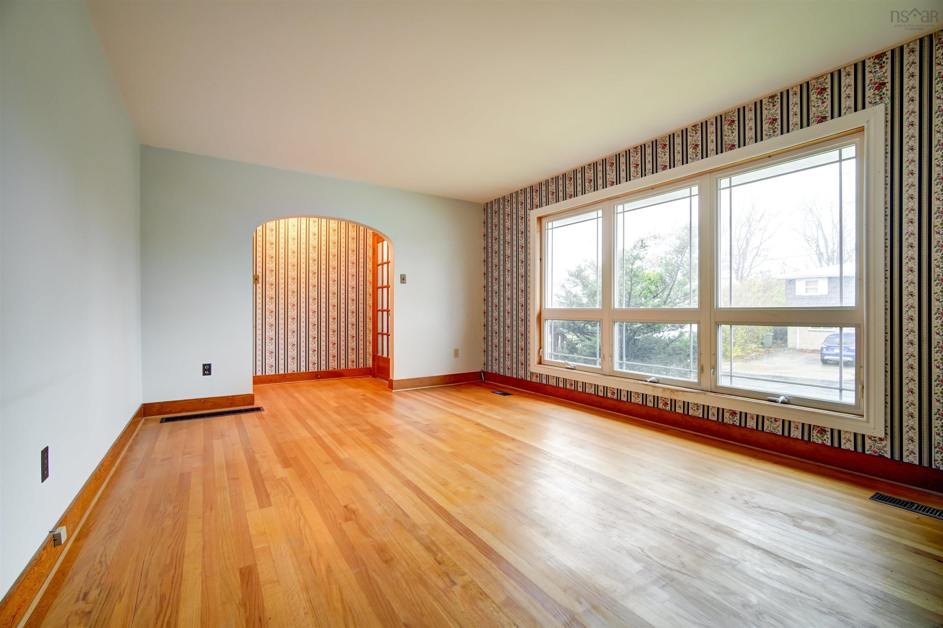 $335,000.00: 98 Symonds Street, Dartmouth