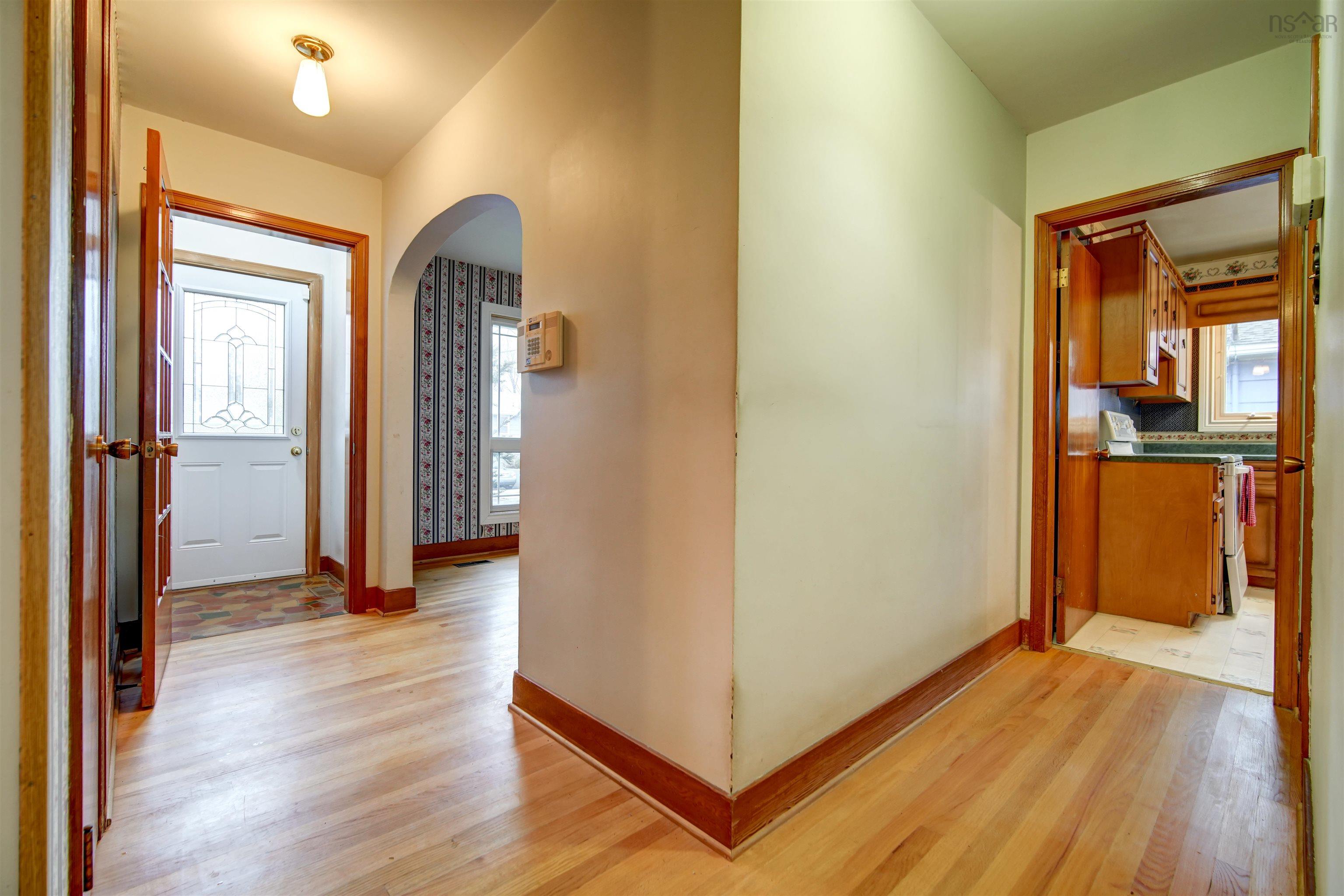 $335,000.00: 98 Symonds Street, Dartmouth