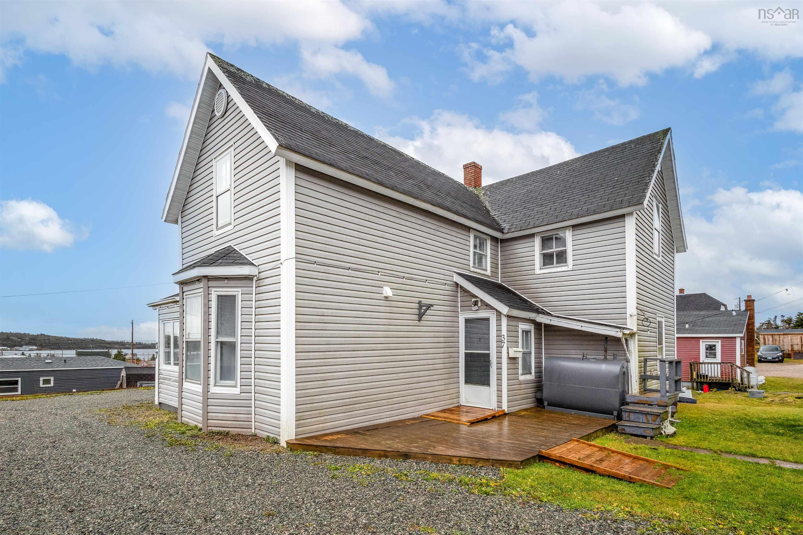 $139,000.00: 37 Pepperell Street, Louisbourg