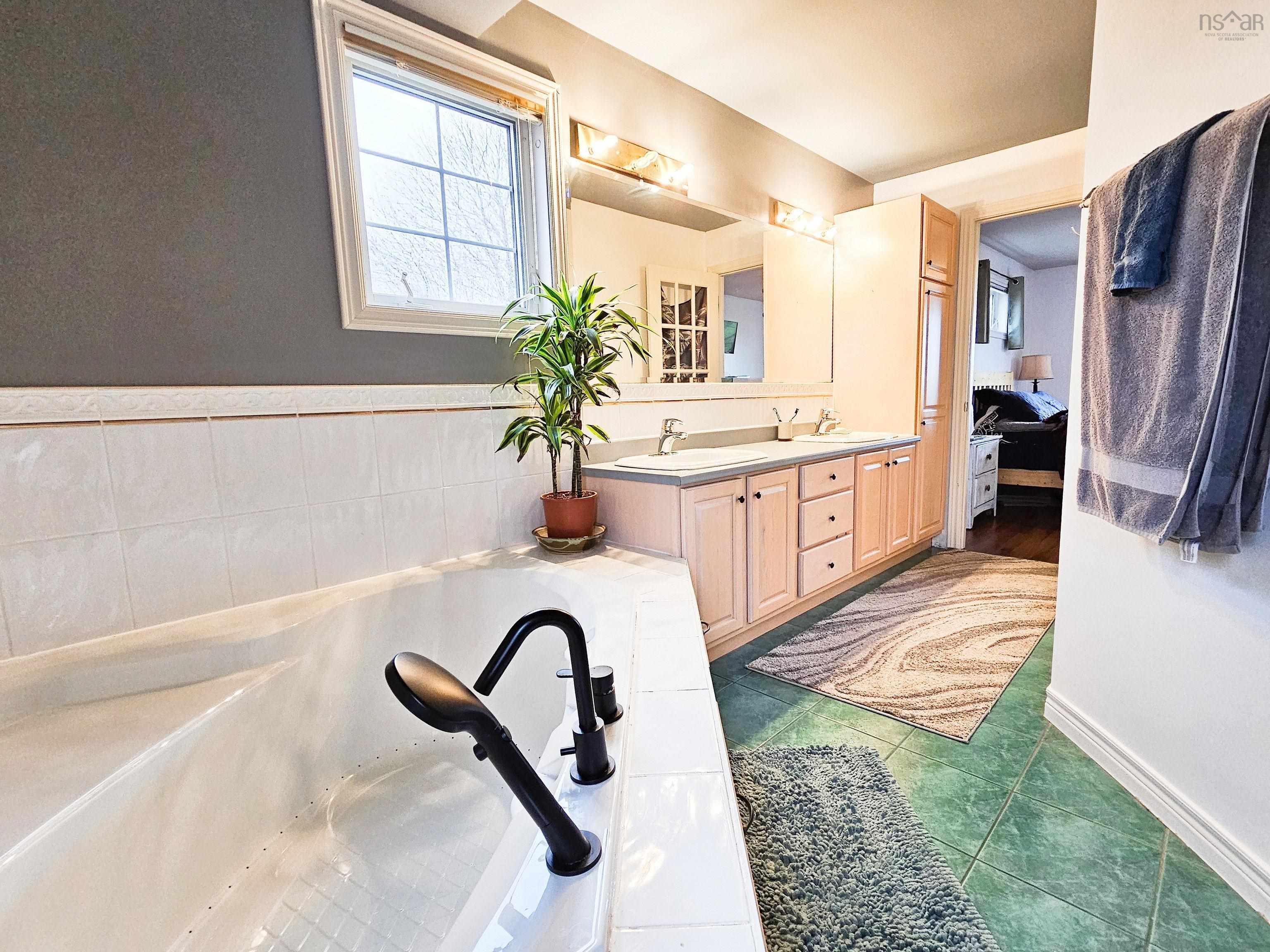 $425,000.00: 70 Robertson Crescent, Truro