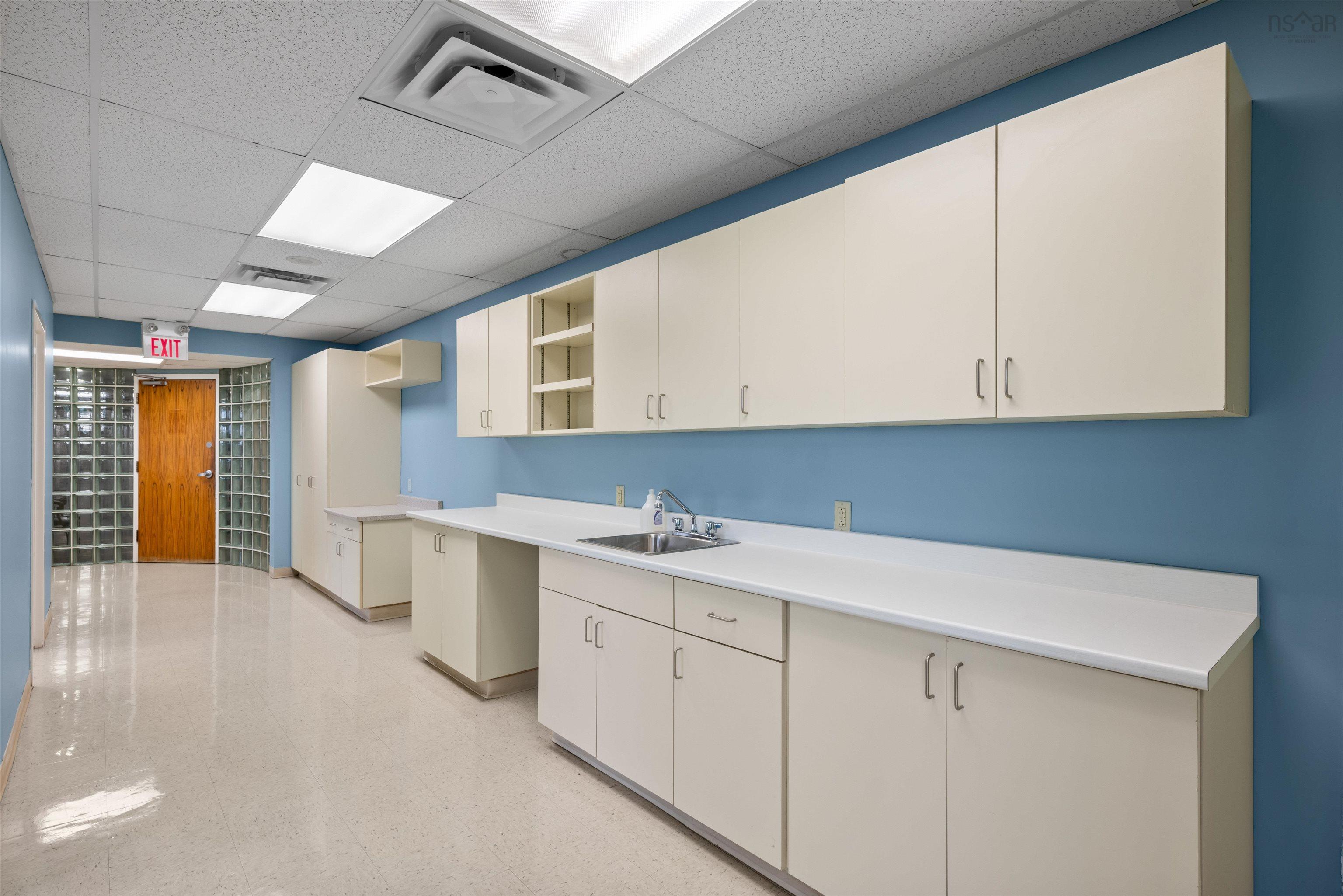 629 5991 Spring Garden Road, Halifax, NS (MLS 202427256)