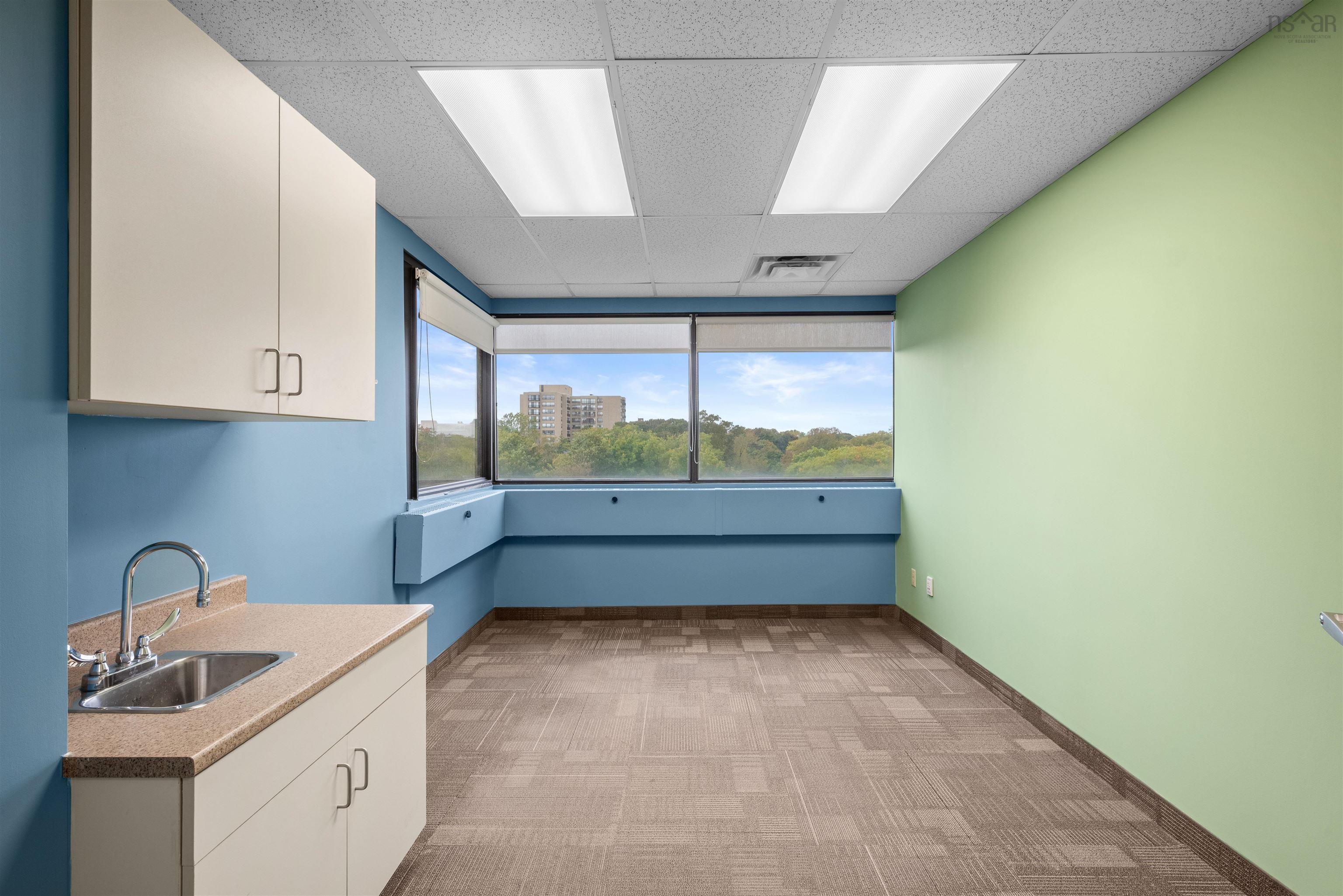 629 5991 Spring Garden Road, Halifax, NS (MLS 202427256)