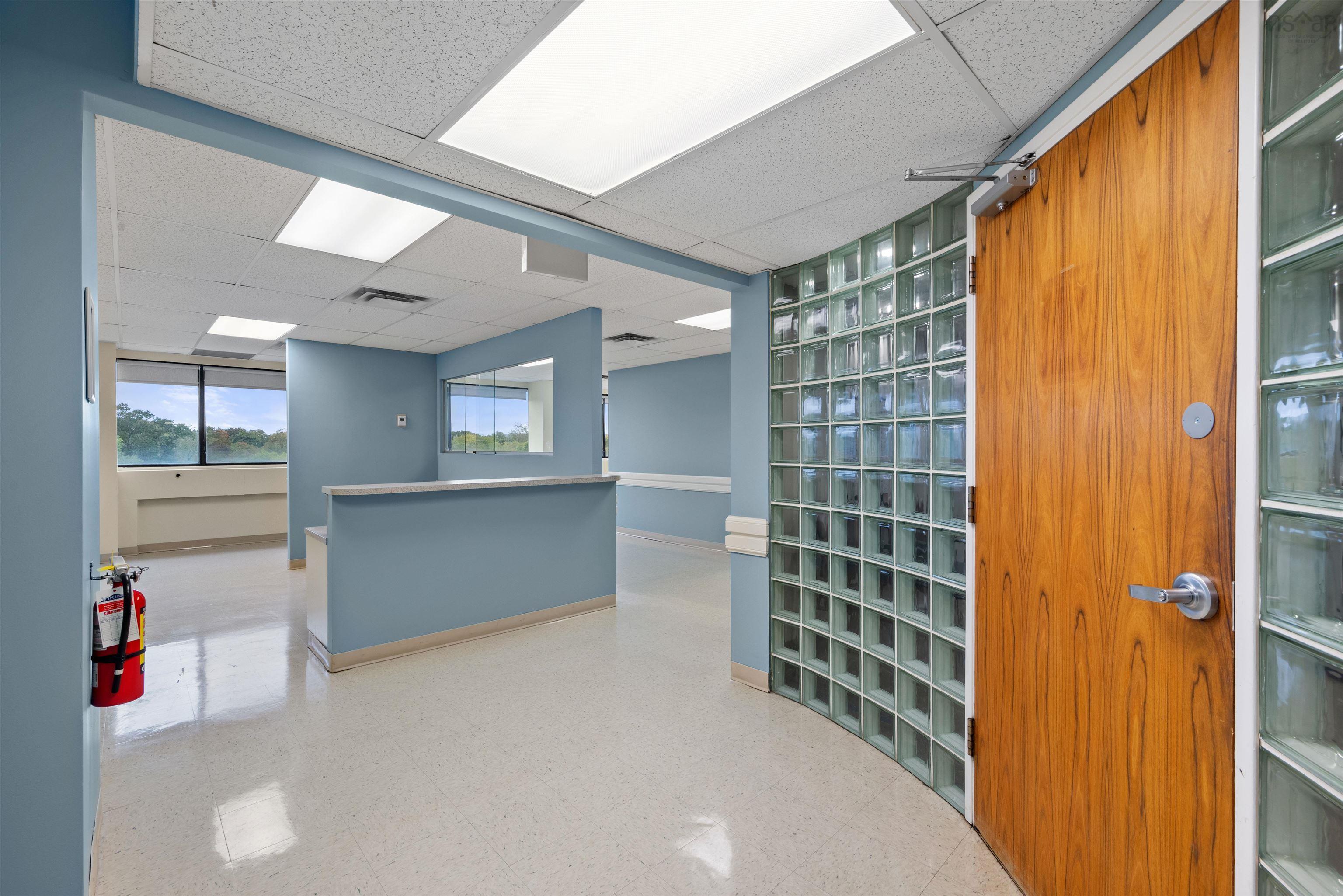 629 5991 Spring Garden Road, Halifax, NS (MLS 202427256)